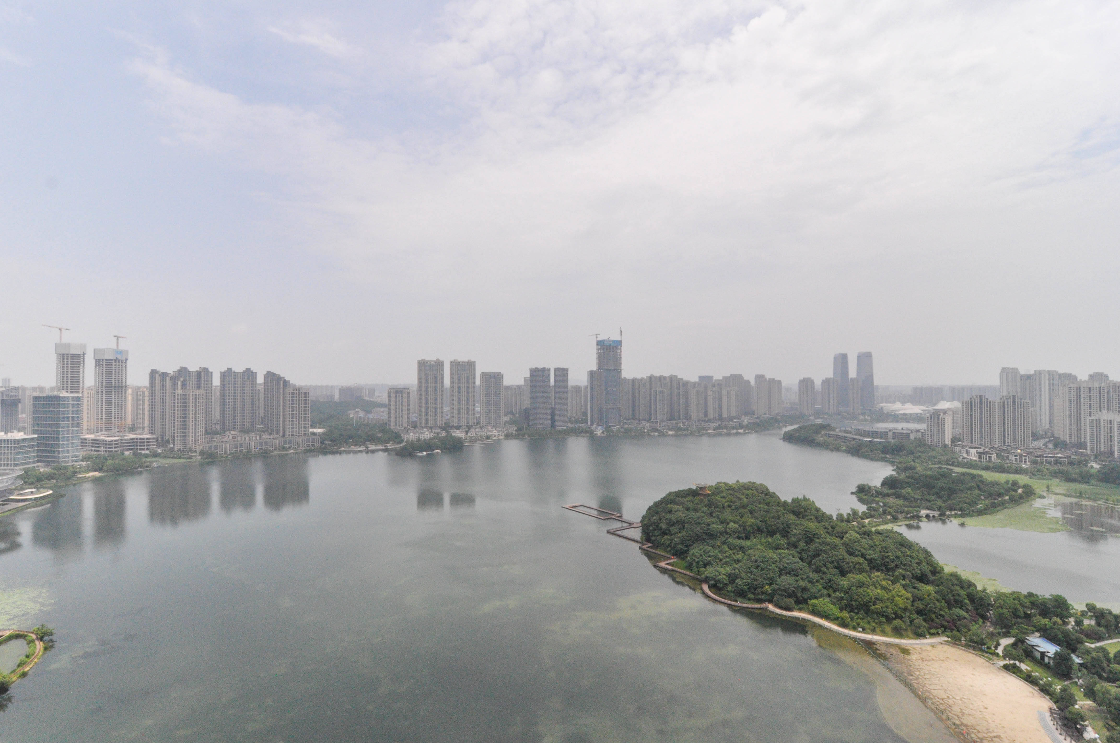 佳兆业云顶梅溪湖（佳兆业梅溪荟）  5室2厅2卫   368.00万其他