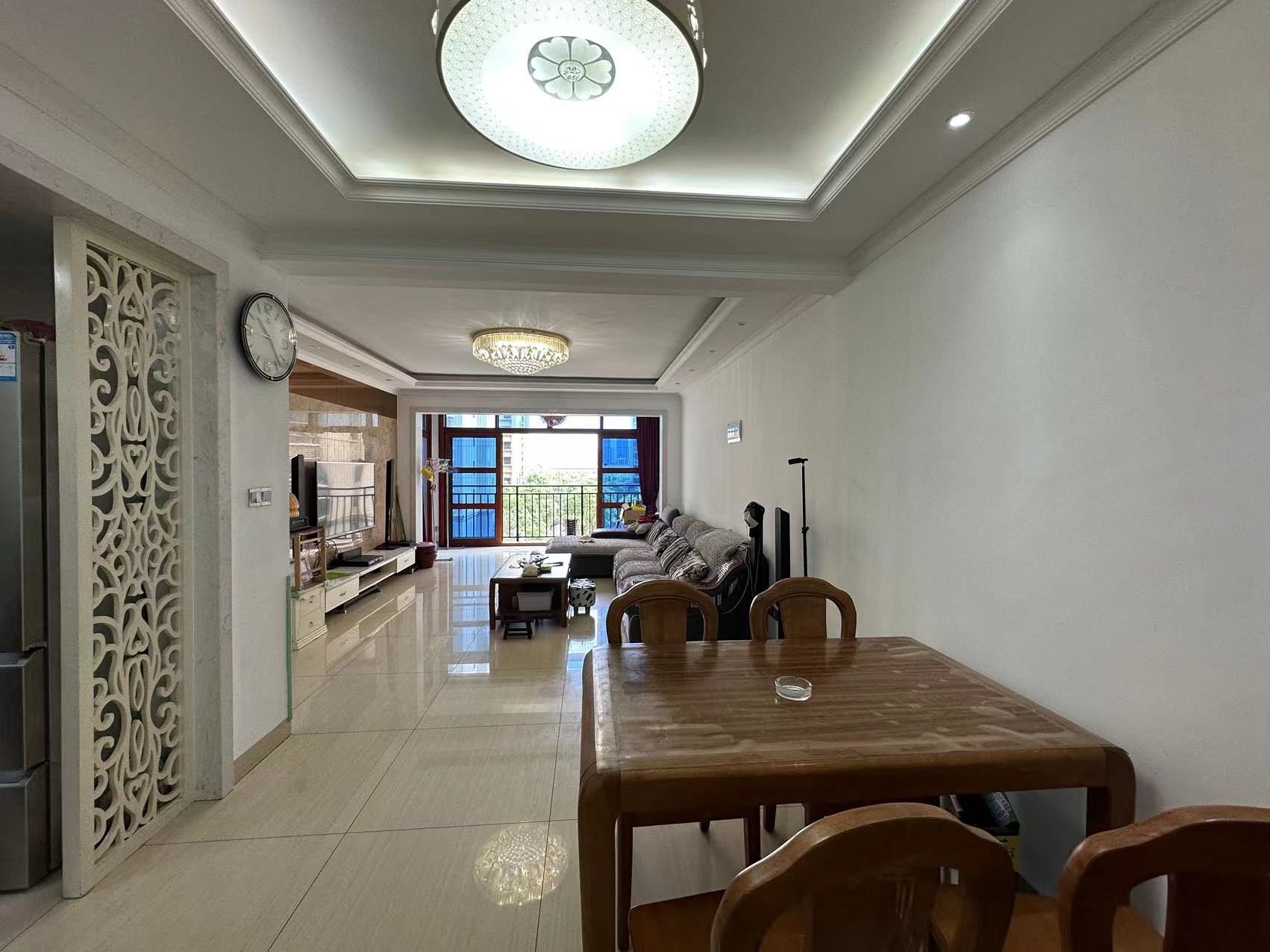 龙腾国际 4室2厅2卫 74.80万 龙腾国际 4室2厅2卫 74.80万室内图