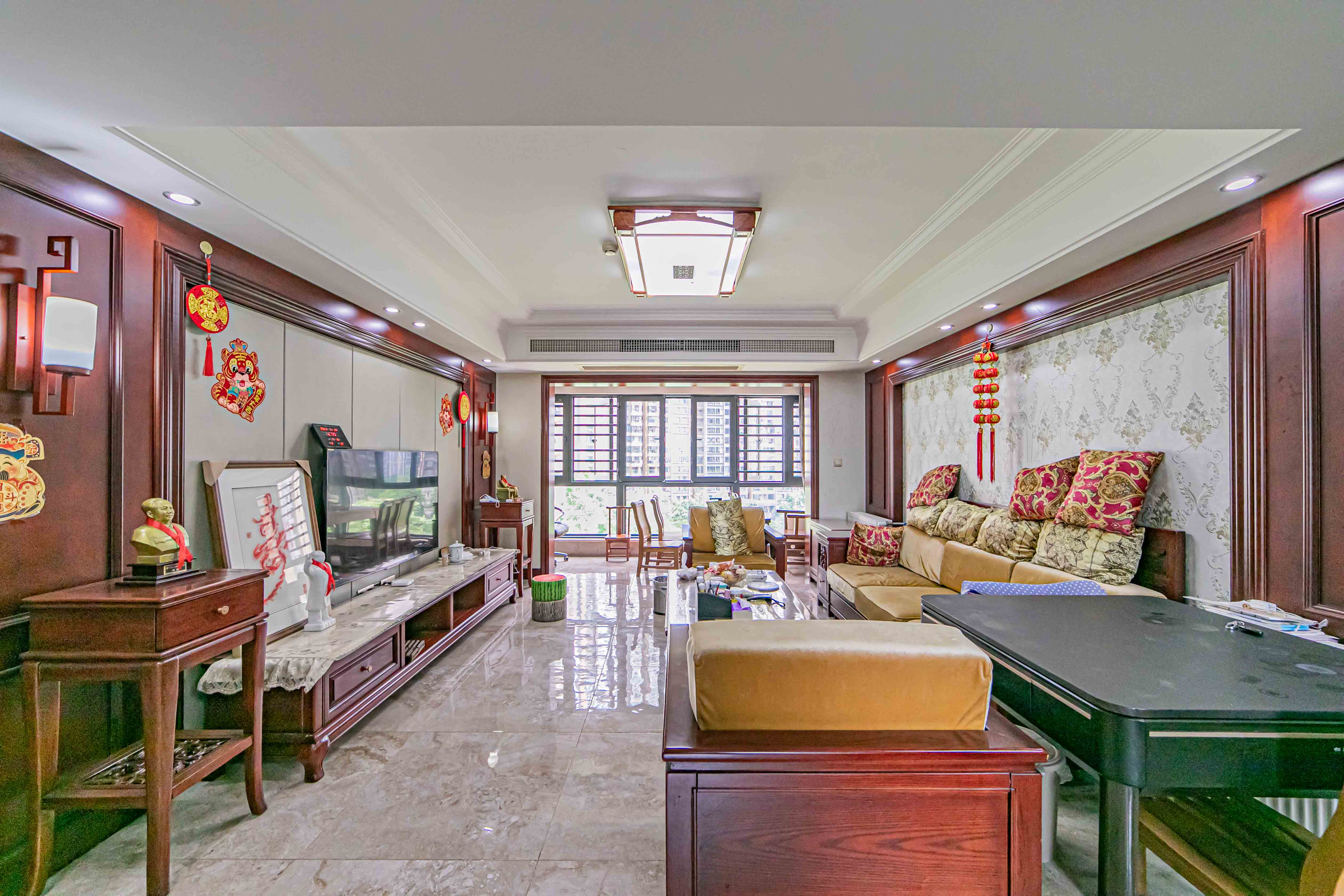 北辰三角洲E3区  4室2厅2卫   350.00万 北辰三角洲E3区  4室2厅2卫   350.00万客厅