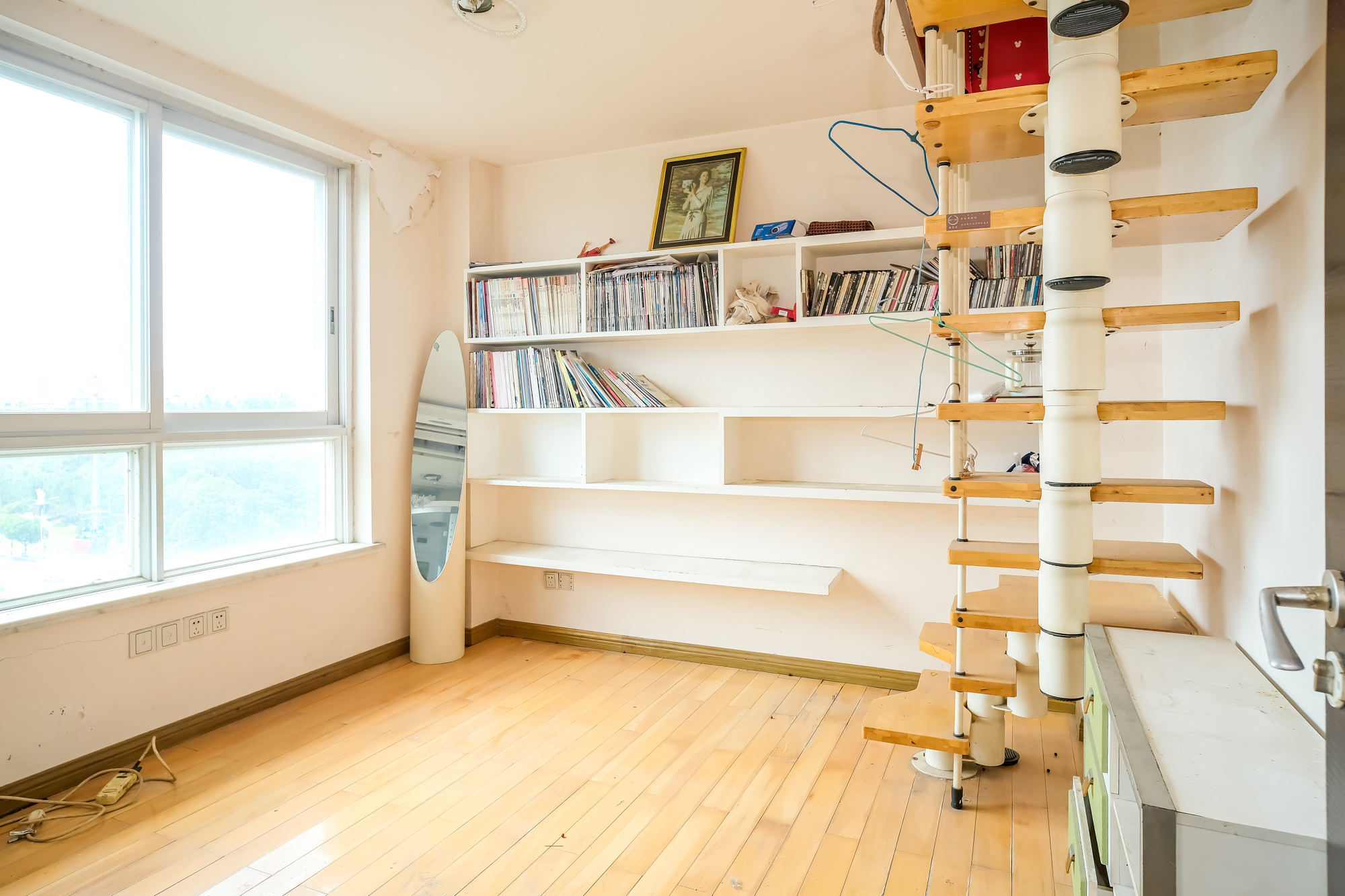 山水人家三期 4室2厅2卫 105.00万 山水人家三期 4室2厅2卫 105.00万卧室