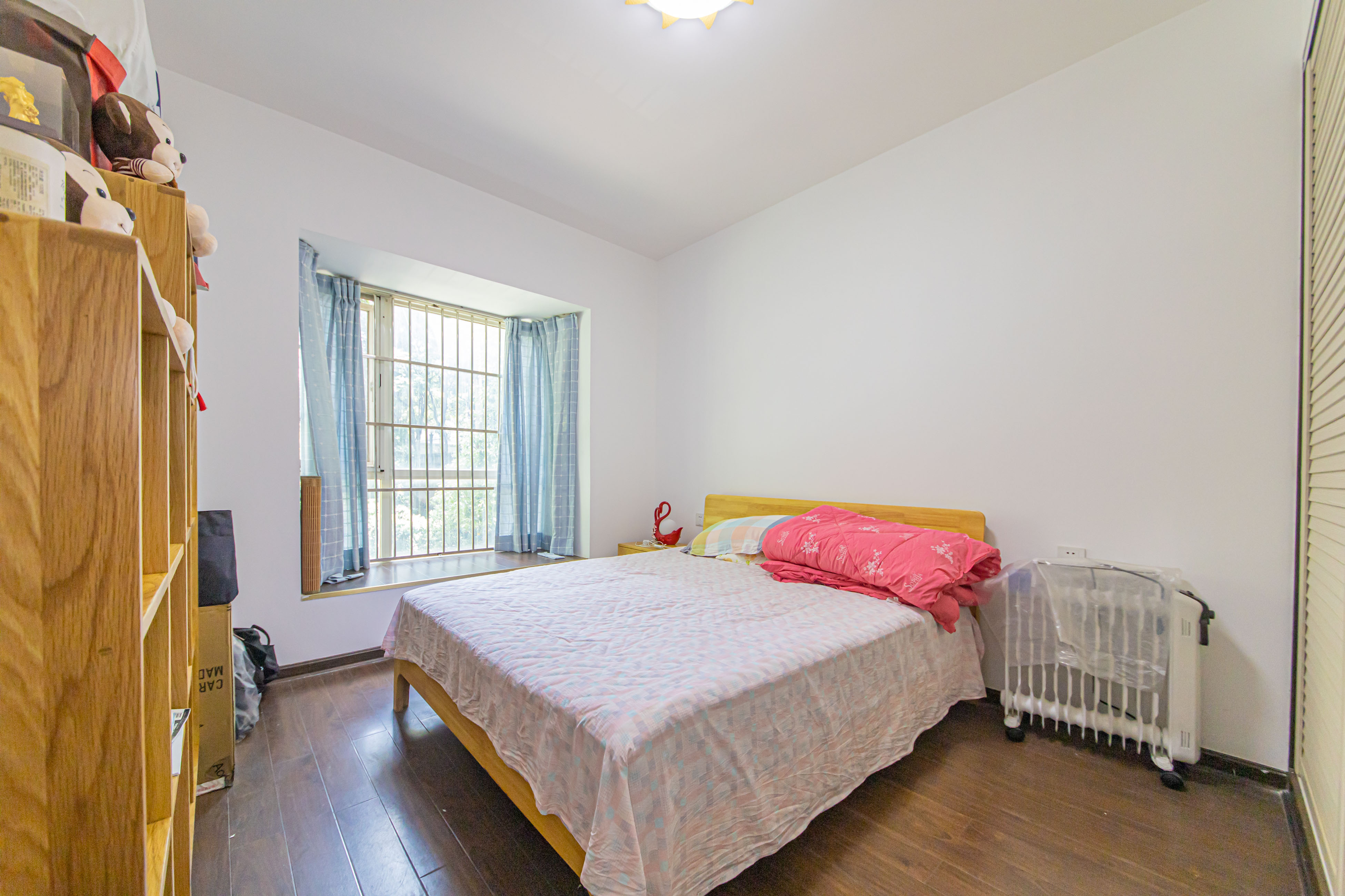 柠檬丽都 3室2厅2卫 102.0万 柠檬丽都 3室2厅2卫 102.0万卧室