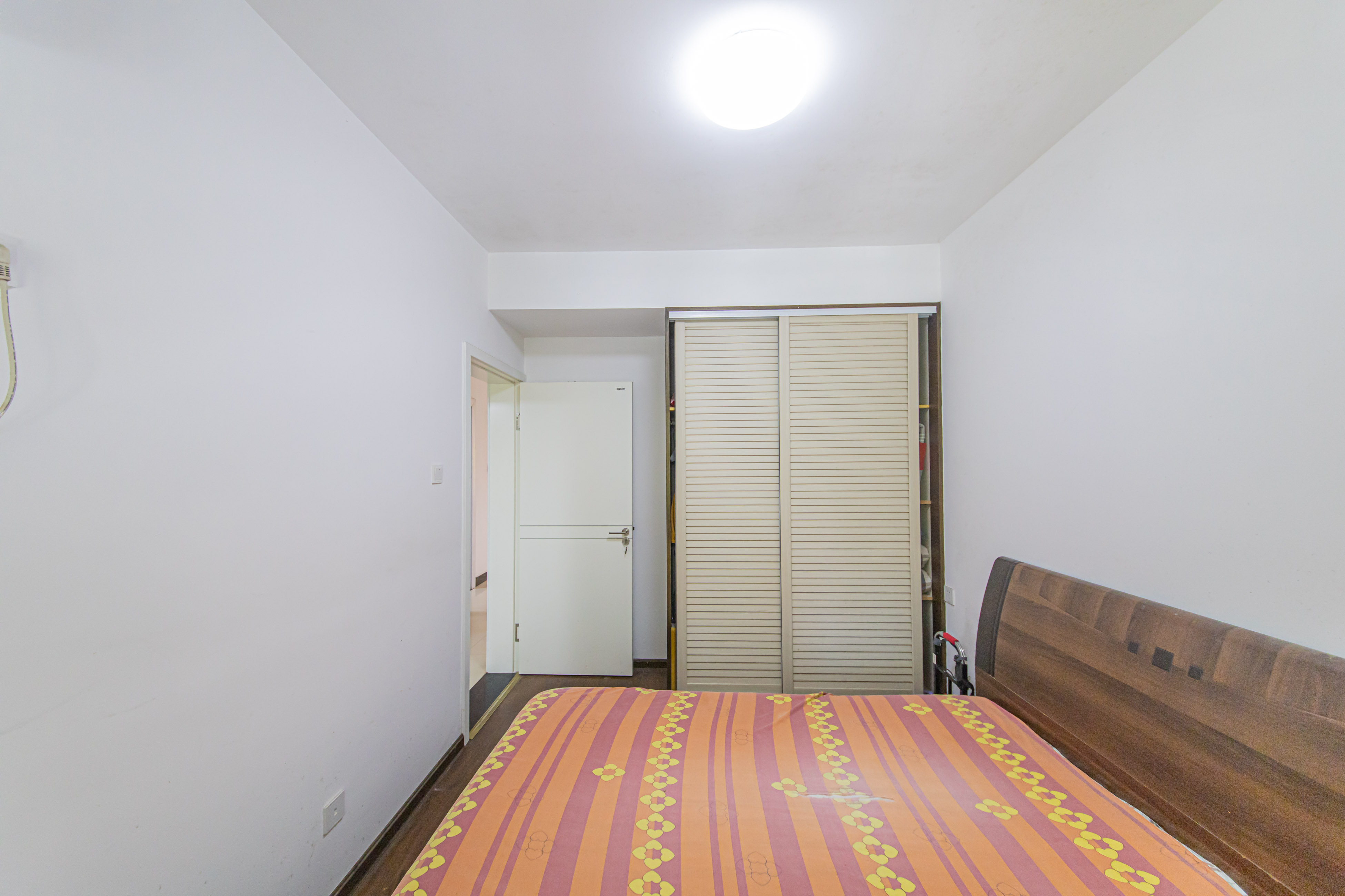 柠檬丽都 3室2厅2卫 102.0万 柠檬丽都 3室2厅2卫 102.0万卧室