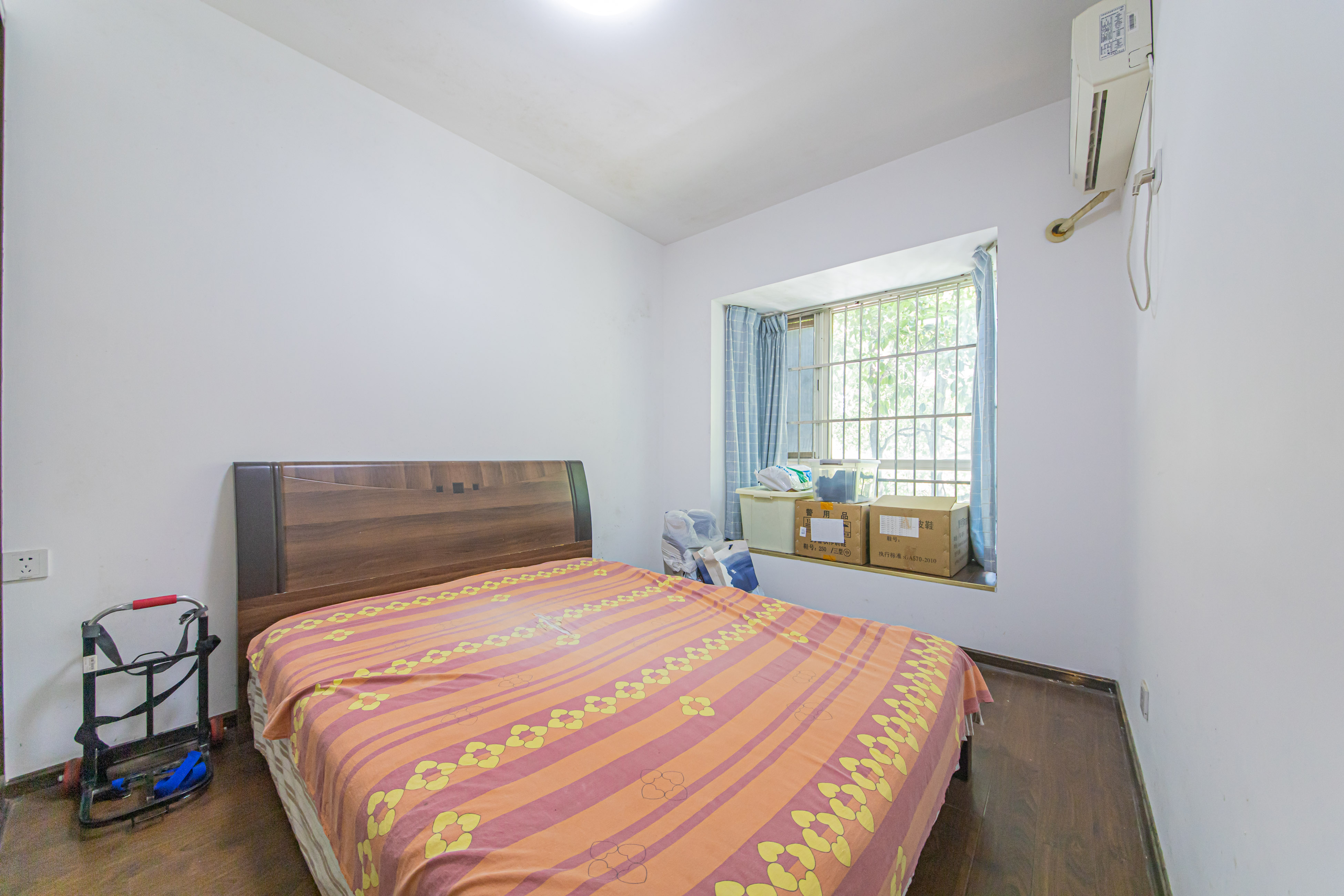 柠檬丽都 3室2厅2卫 102.0万 柠檬丽都 3室2厅2卫 102.0万卧室