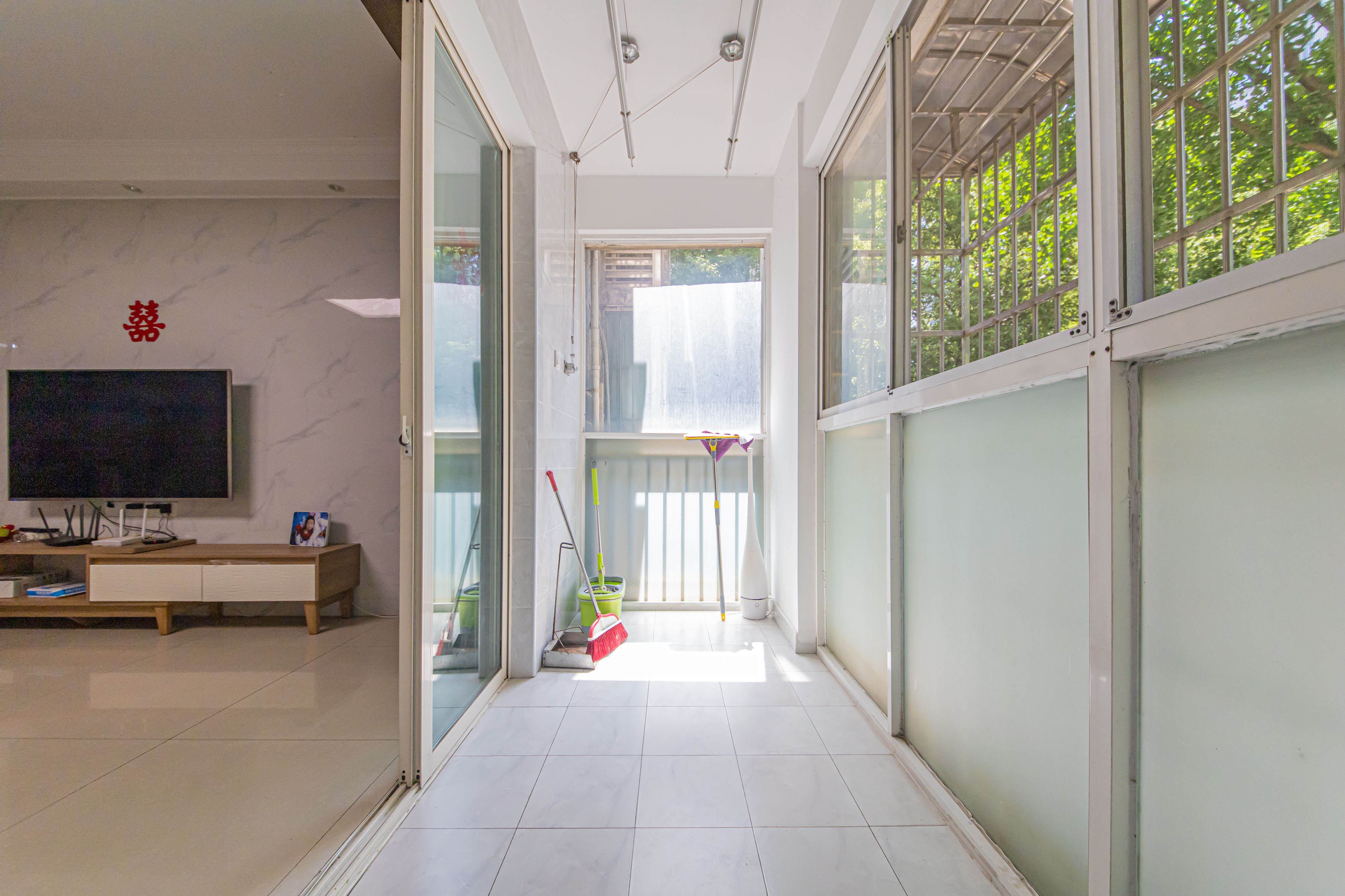 柠檬丽都 3室2厅2卫 102.0万 柠檬丽都 3室2厅2卫 102.0万阳台