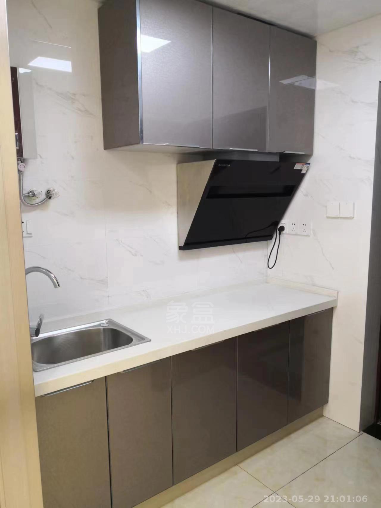 中泰财富湘江  1室1厅1卫   1300.00元/月室内图1