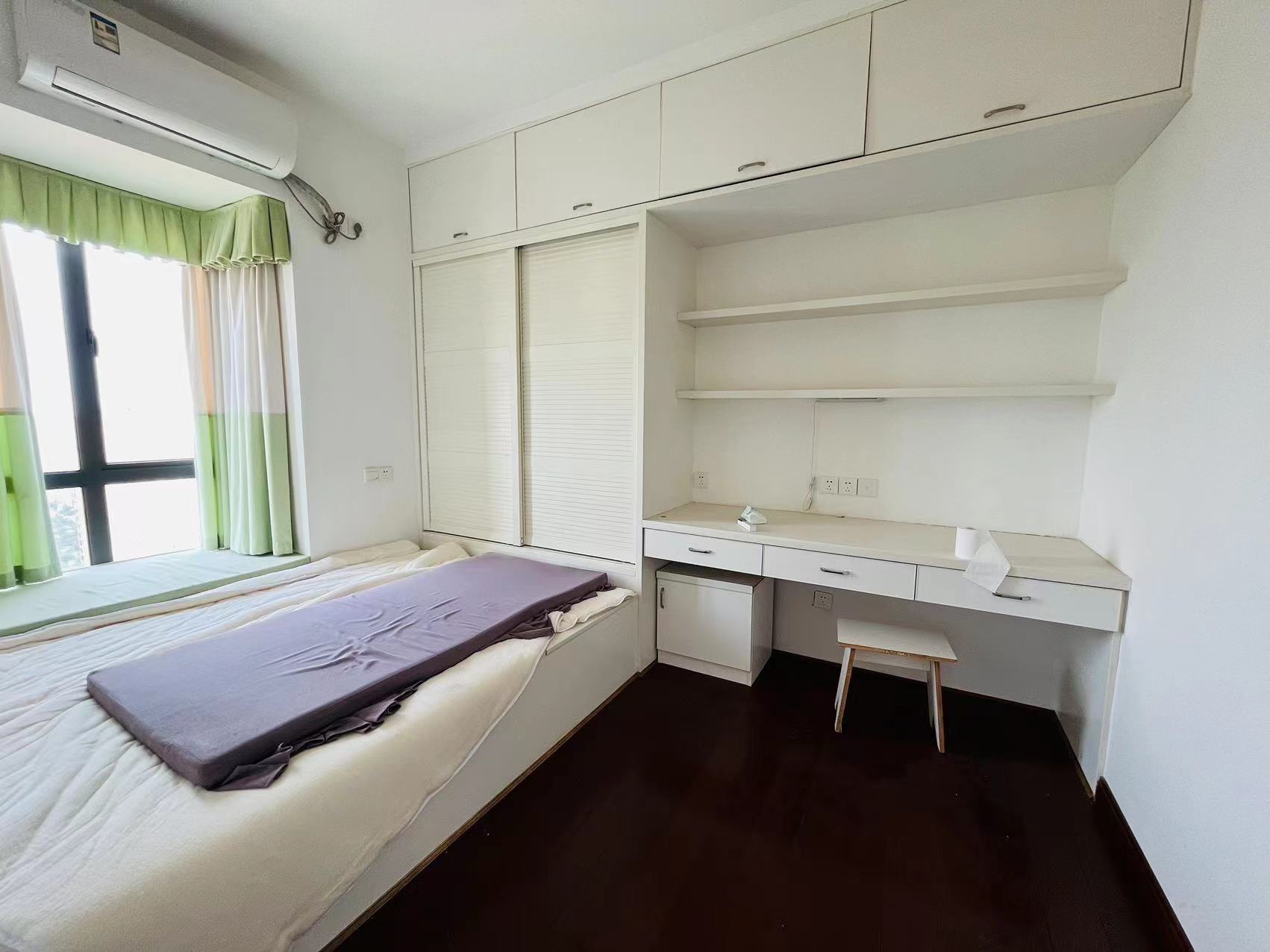 山水洲城华晨第一城 2室2厅1卫 45.0万 山水洲城华晨第一城 2室2厅1卫 45.0万室内图