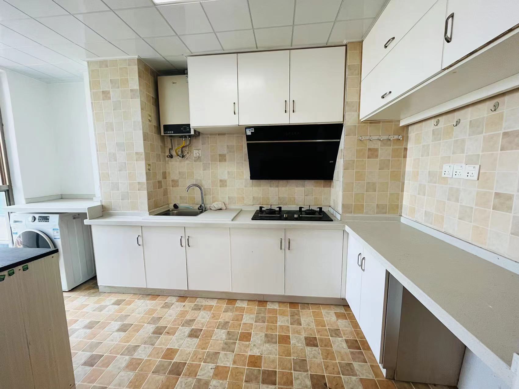 山水洲城华晨第一城 2室2厅1卫 45.0万 山水洲城华晨第一城 2室2厅1卫 45.0万室内图