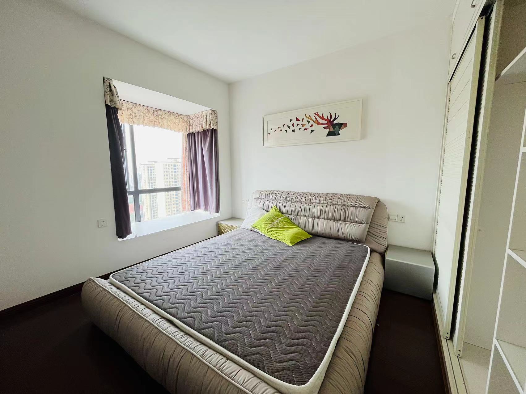 山水洲城华晨第一城 2室2厅1卫 45.0万 山水洲城华晨第一城 2室2厅1卫 45.0万室内图