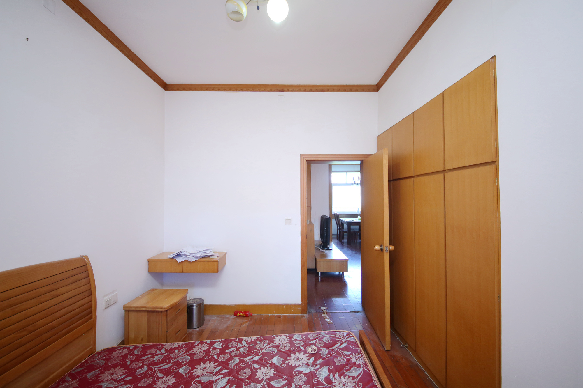 绕城家园  2室2厅1卫   52.80万卧室