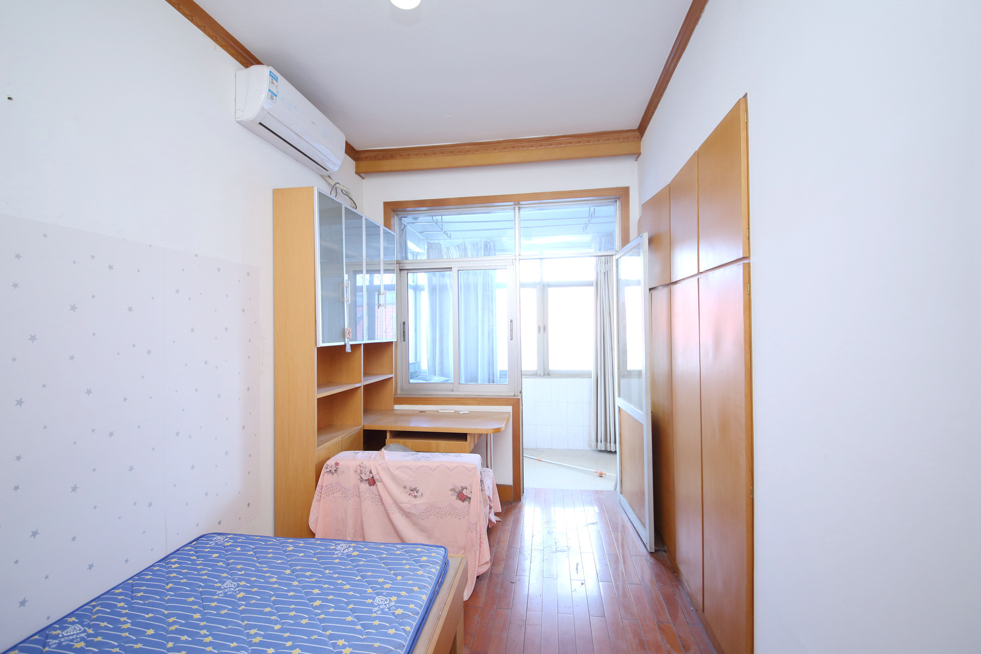 绕城家园  2室2厅1卫   52.80万卧室