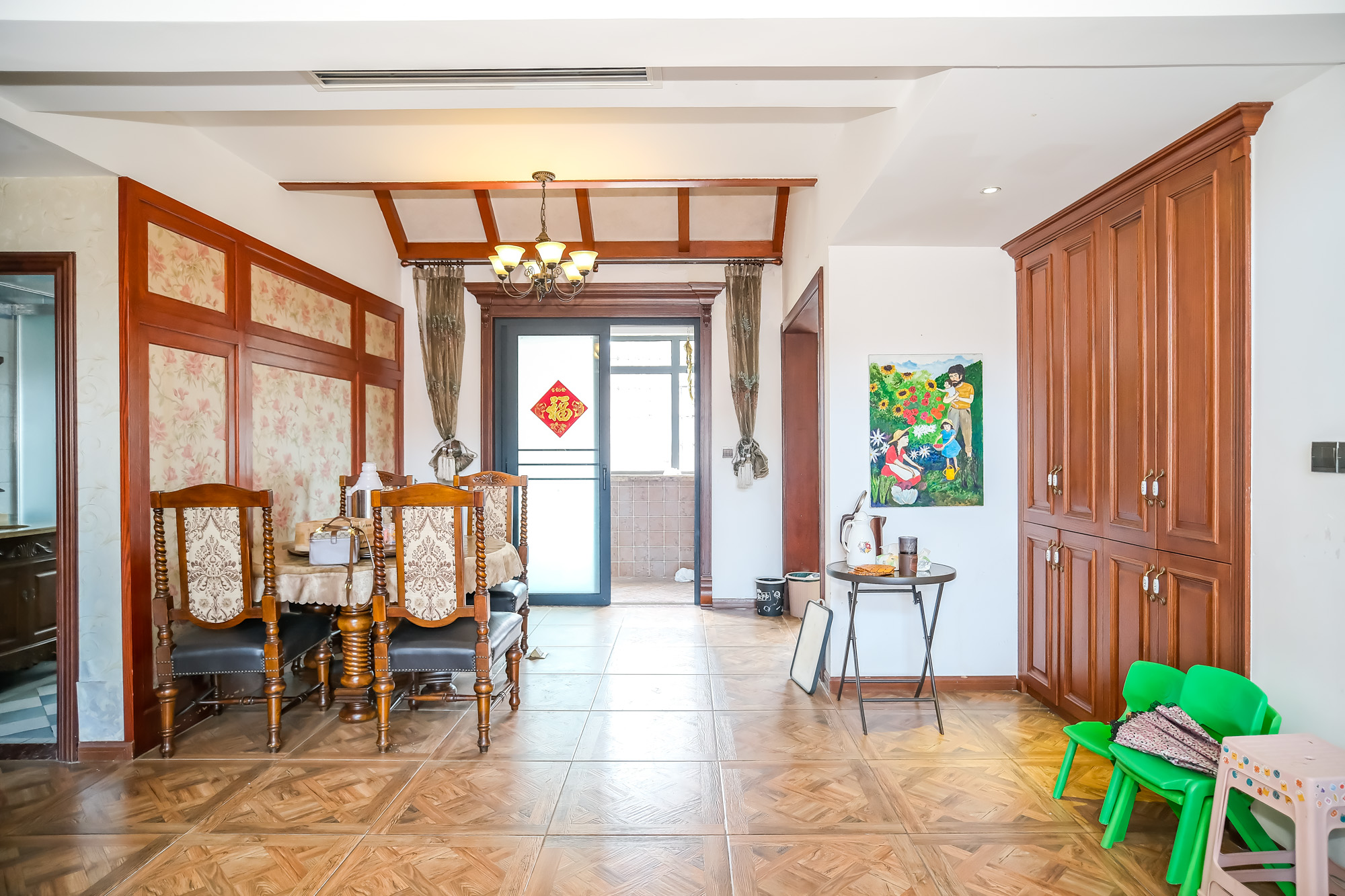 山水湾  3室2厅1卫    100.0万 山水湾  3室2厅1卫    100.0万客厅