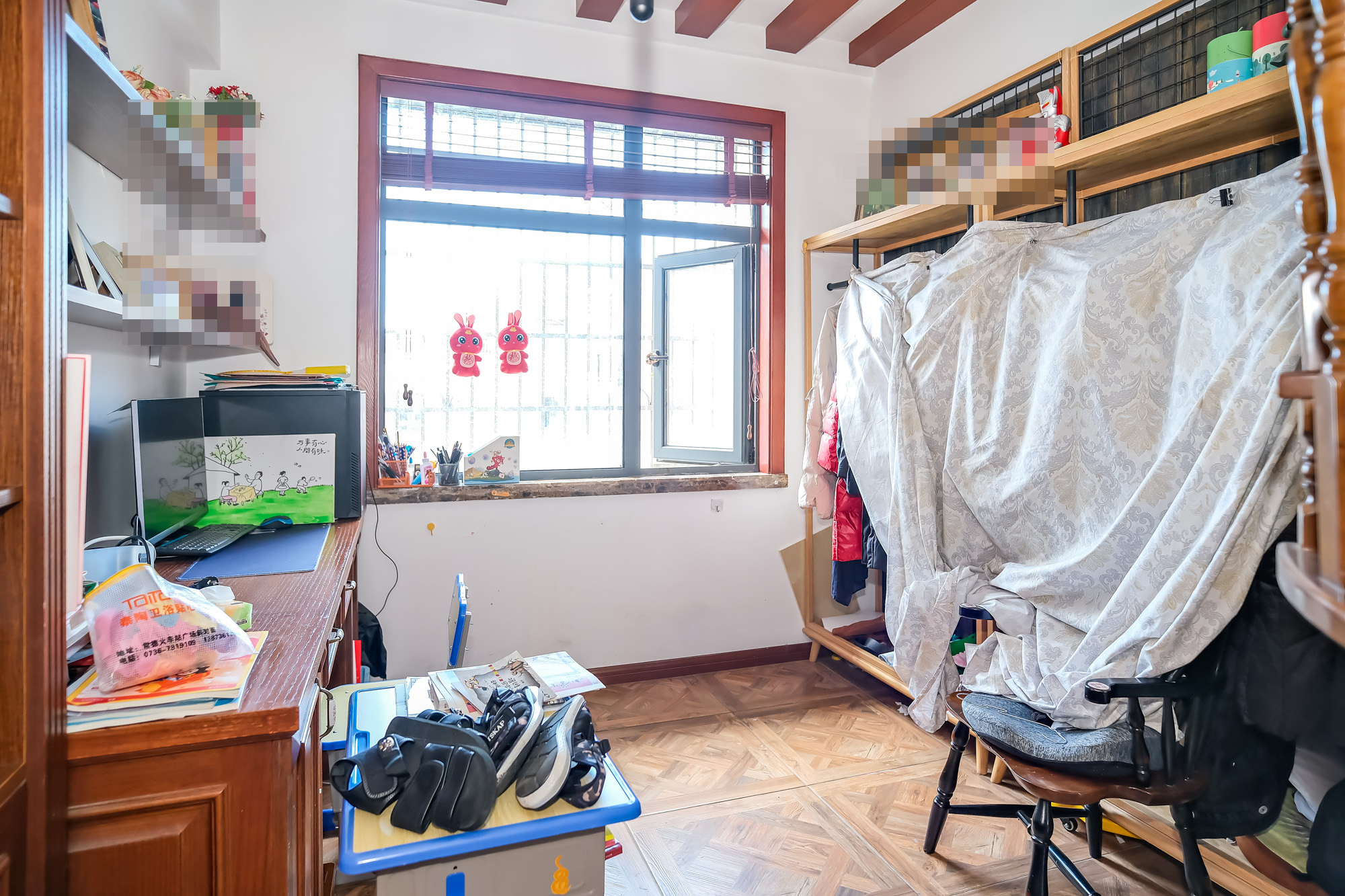 山水湾  3室2厅1卫    100.0万 山水湾  3室2厅1卫    100.0万卧室