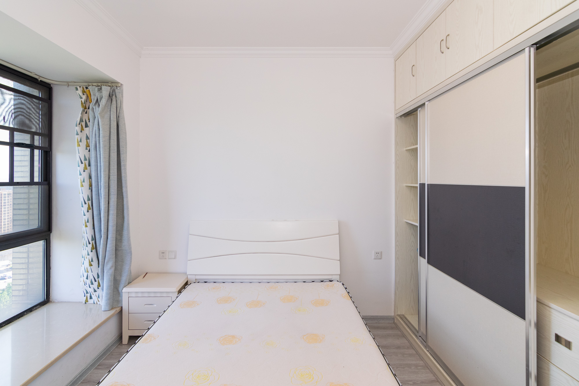 湖南报业文化城(米地亚家园) 3室2厅1卫 90.5万 湖南报业文化城(米地亚家园) 3室2厅1卫 90.5万卧室