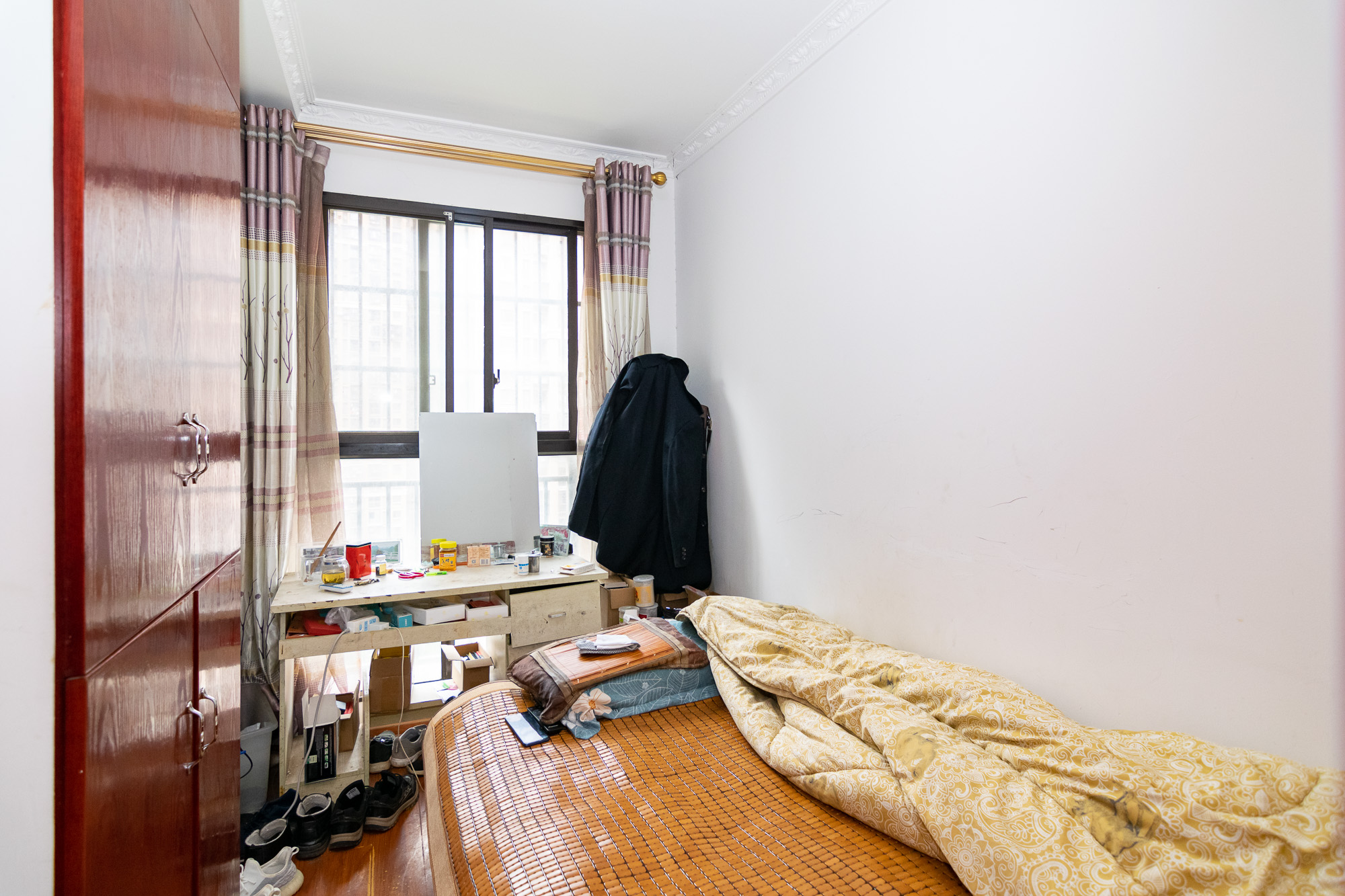 新城国际花都 4室2厅2卫 120.0万 新城国际花都 4室2厅2卫 120.0万卧室