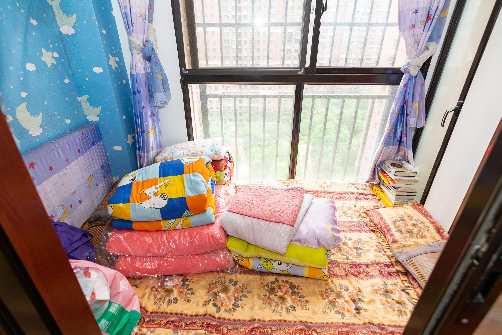 新城国际花都 4室2厅2卫 120.0万 新城国际花都 4室2厅2卫 120.0万阳台