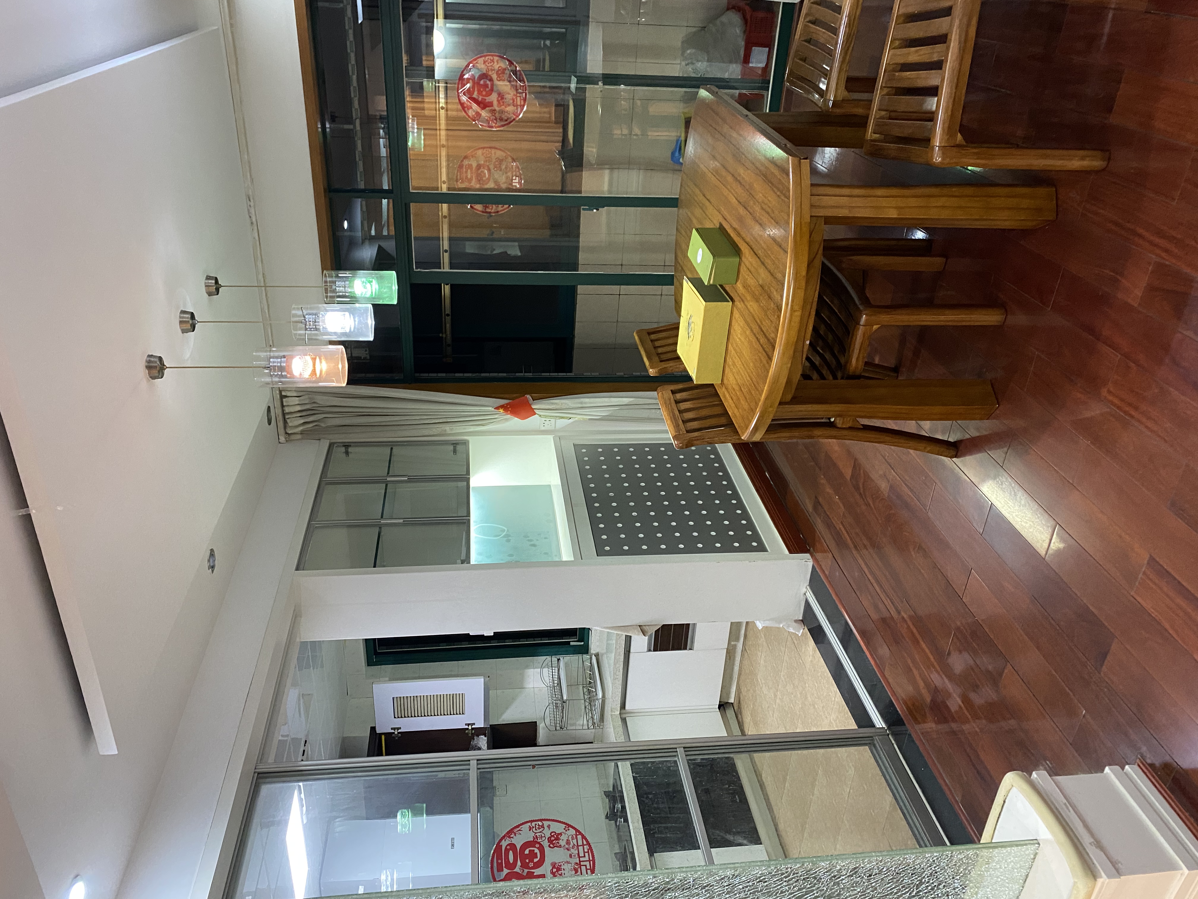 海创明珠花园 5室2厅2卫 120.0万 海创明珠花园 5室2厅2卫 120.0万室内图