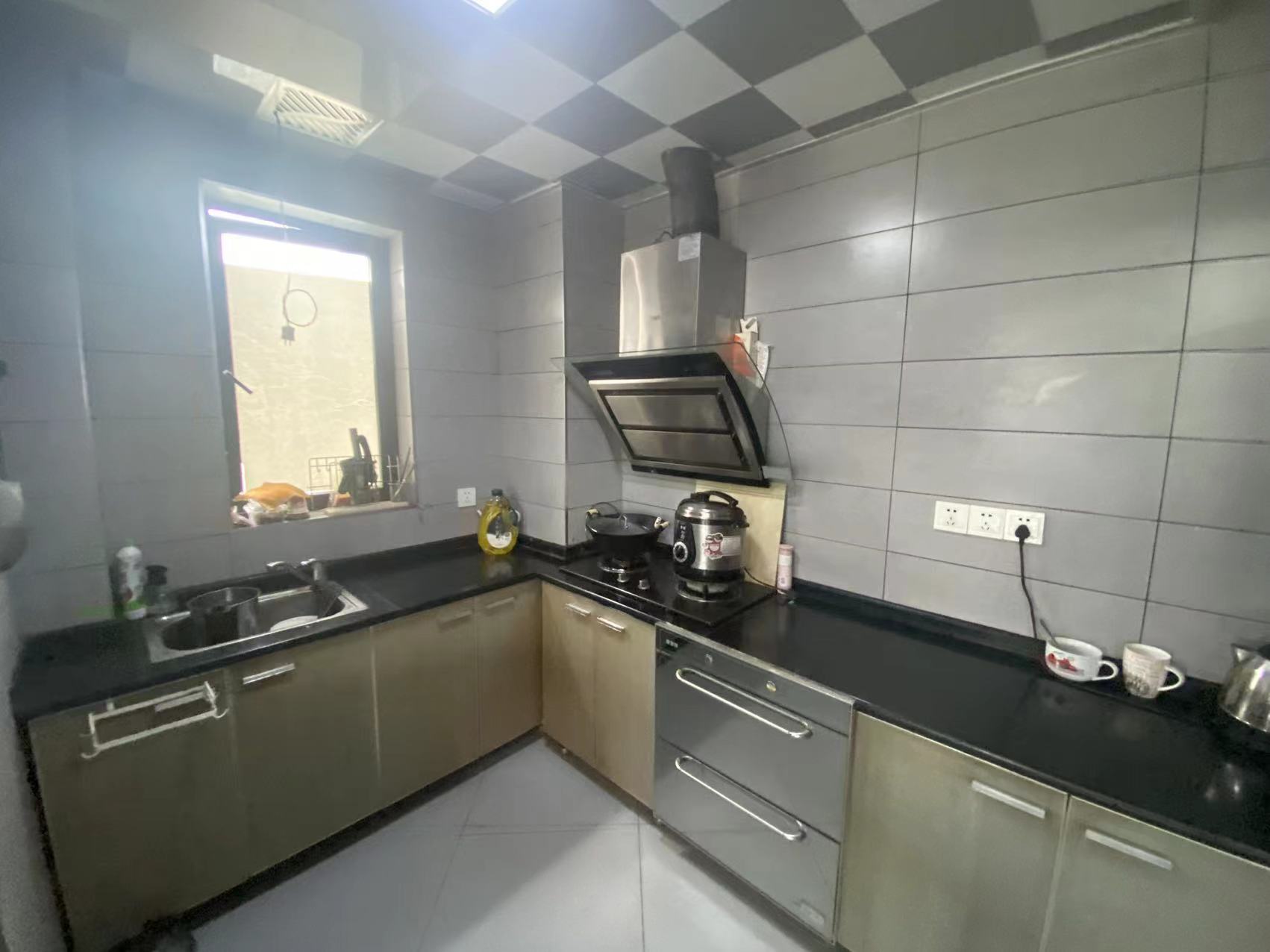 湘江名都 3室2厅2卫 88.80万 湘江名都 3室2厅2卫 88.80万室内图