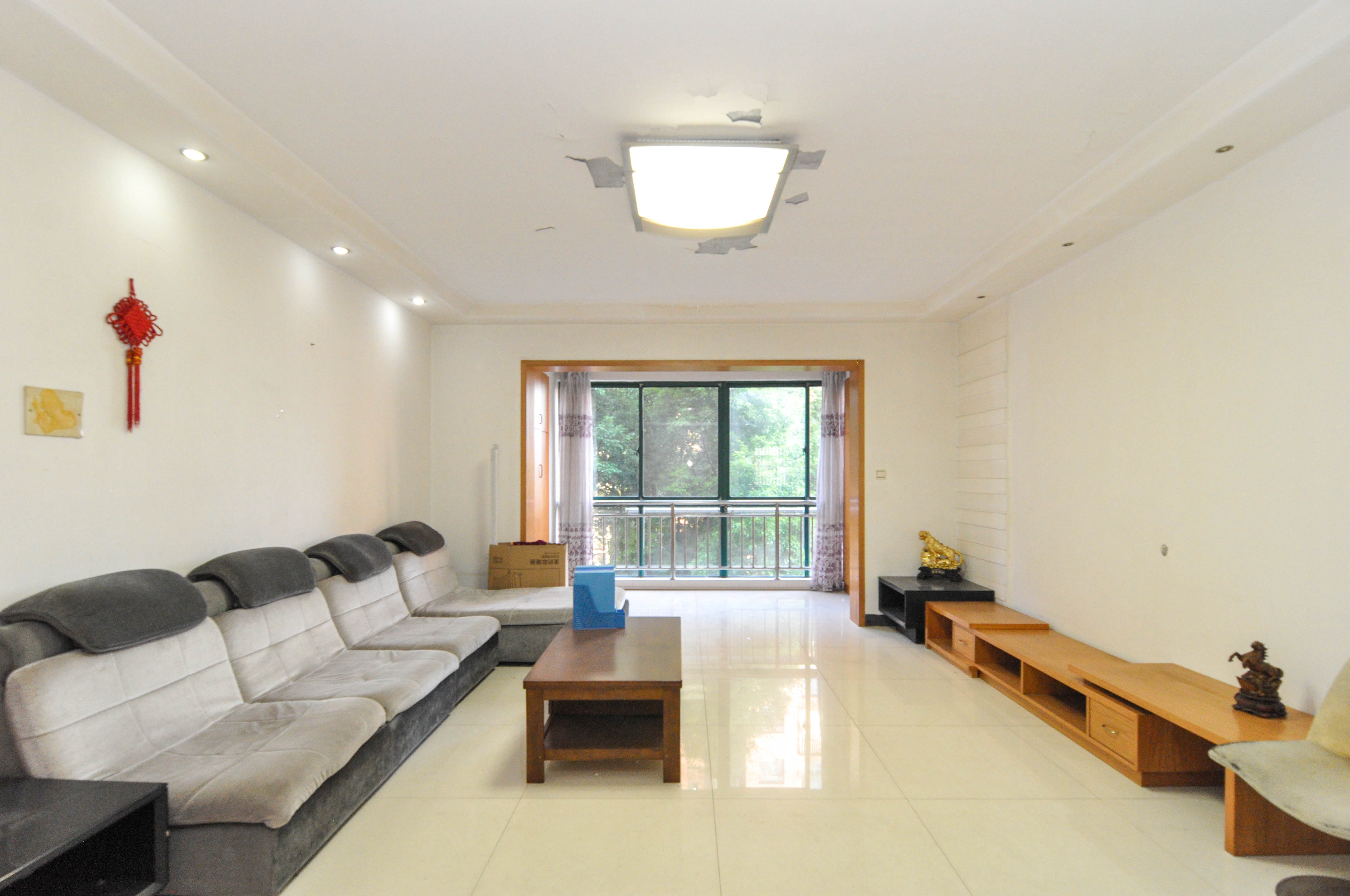 城西公寓（西城门第） 3室2厅1厨2卫 122.00万