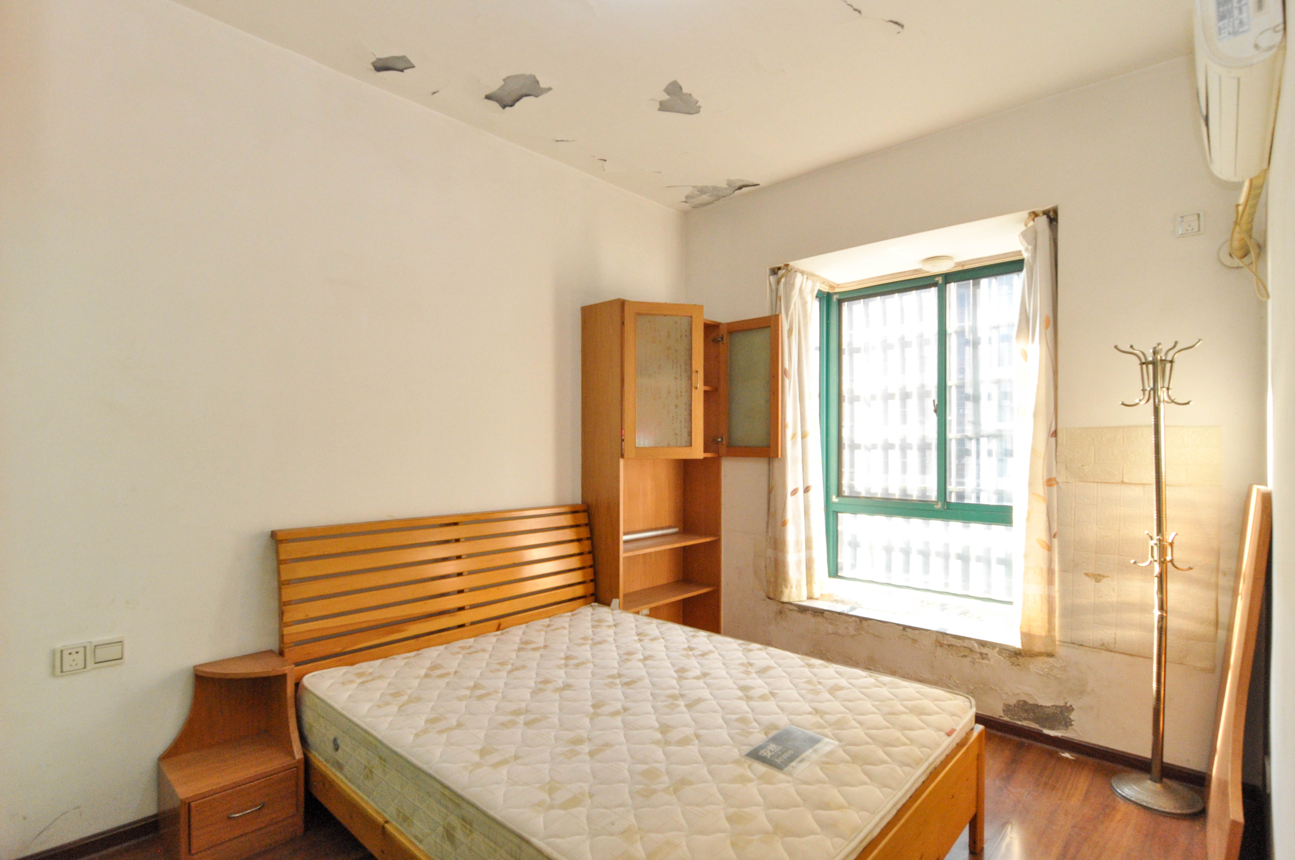 城西公寓（西城门第）  3室2厅2卫    118.0万其他