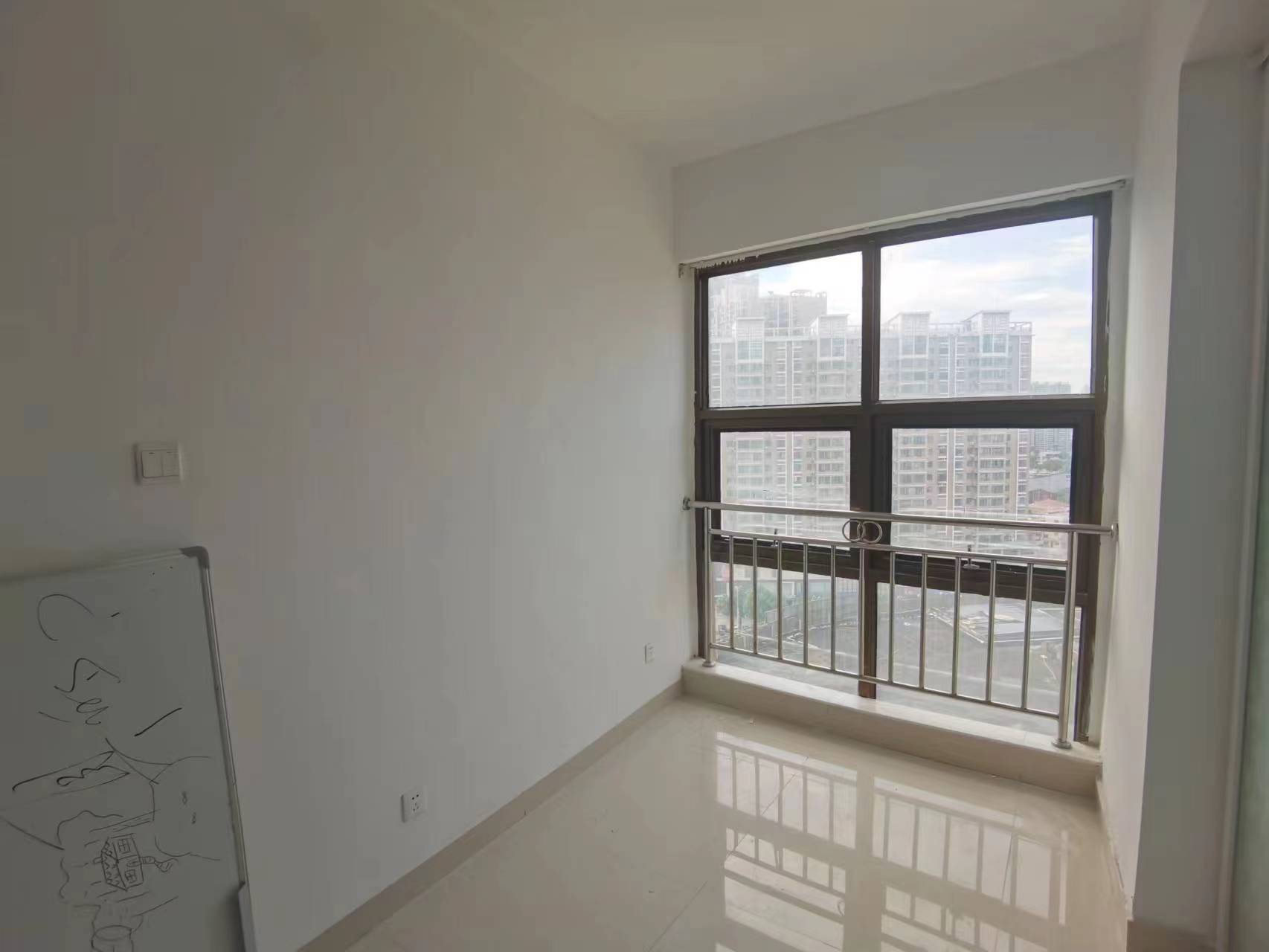 建鑫二期  2室2厅1卫   41.80万客厅