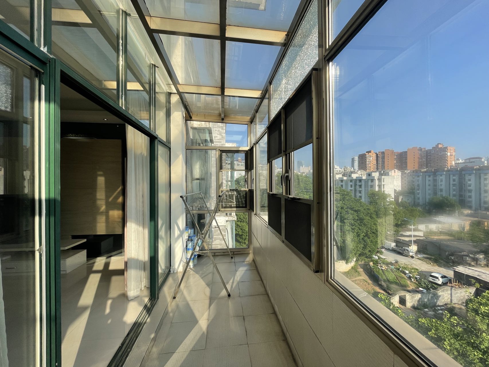 海创明珠花园 6室2厅3卫 75.0万 海创明珠花园 6室2厅3卫 75.0万室内图