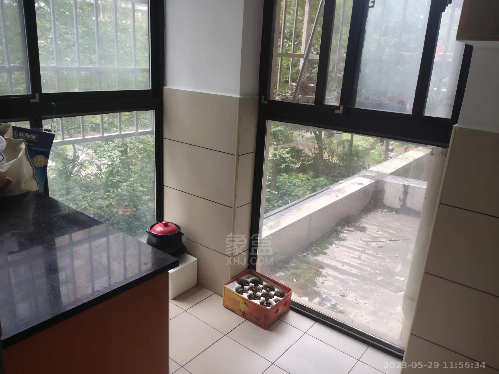 莱茵小镇 3室2厅1卫 1500.00元/月 莱茵小镇 3室2厅1卫 1500.00元/月室内图