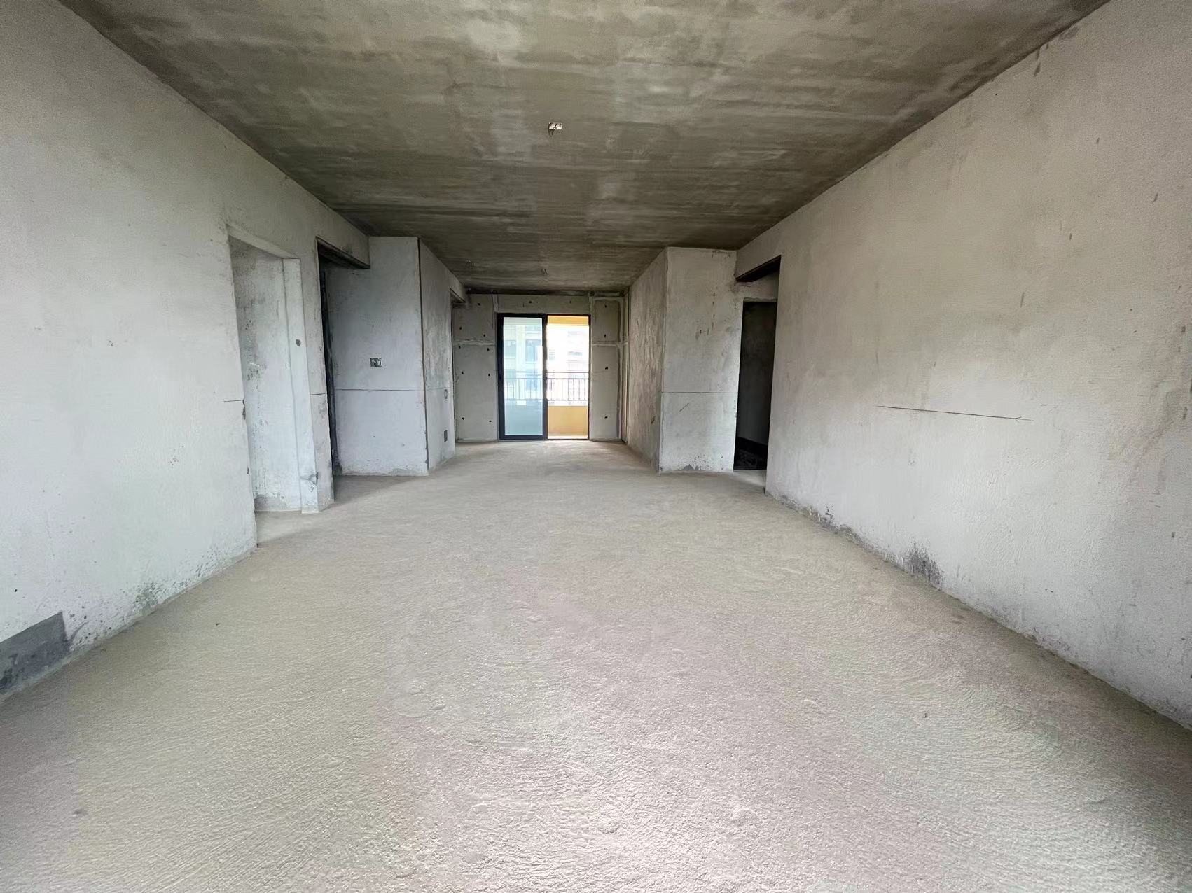 美的梧桐庄园  5室2厅2卫   116.00万室内图