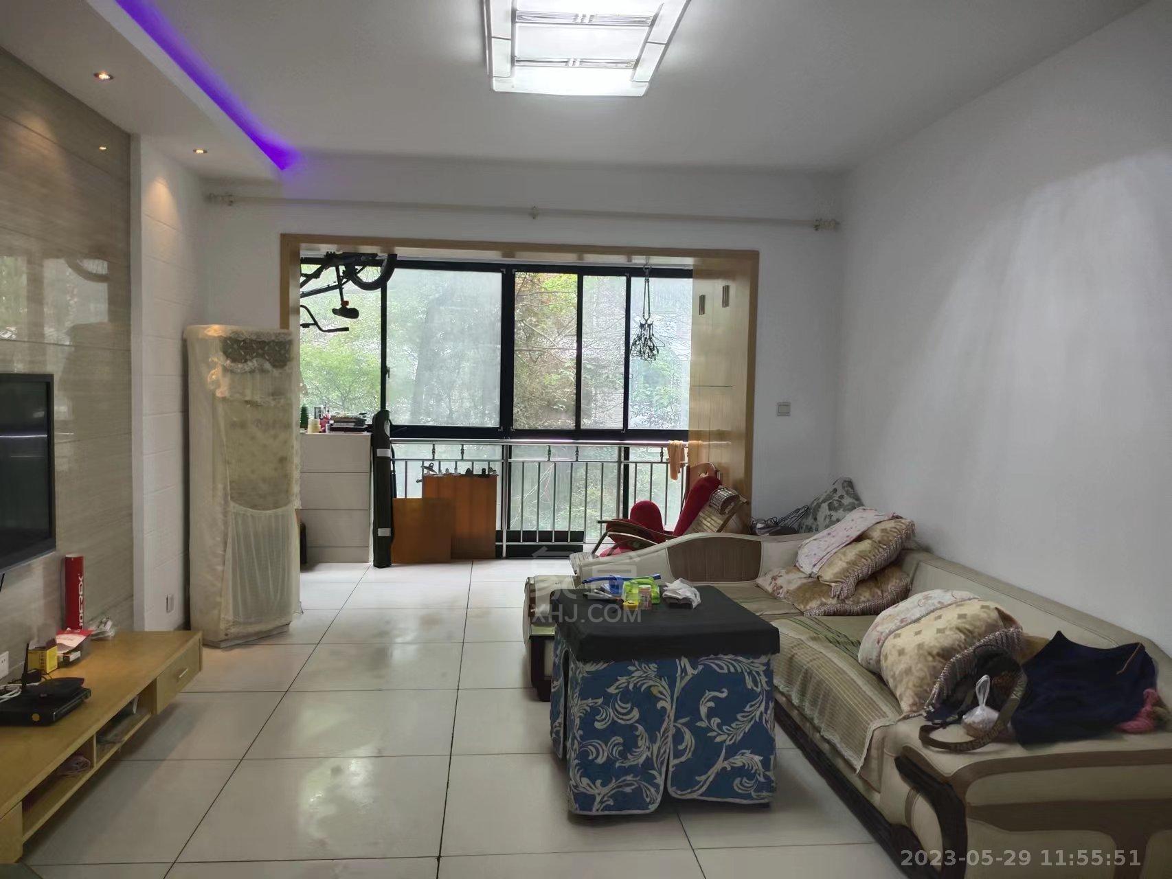 莱茵小镇 3室2厅1卫 1500.00元/月 莱茵小镇 3室2厅1卫 1500.00元/月室内图