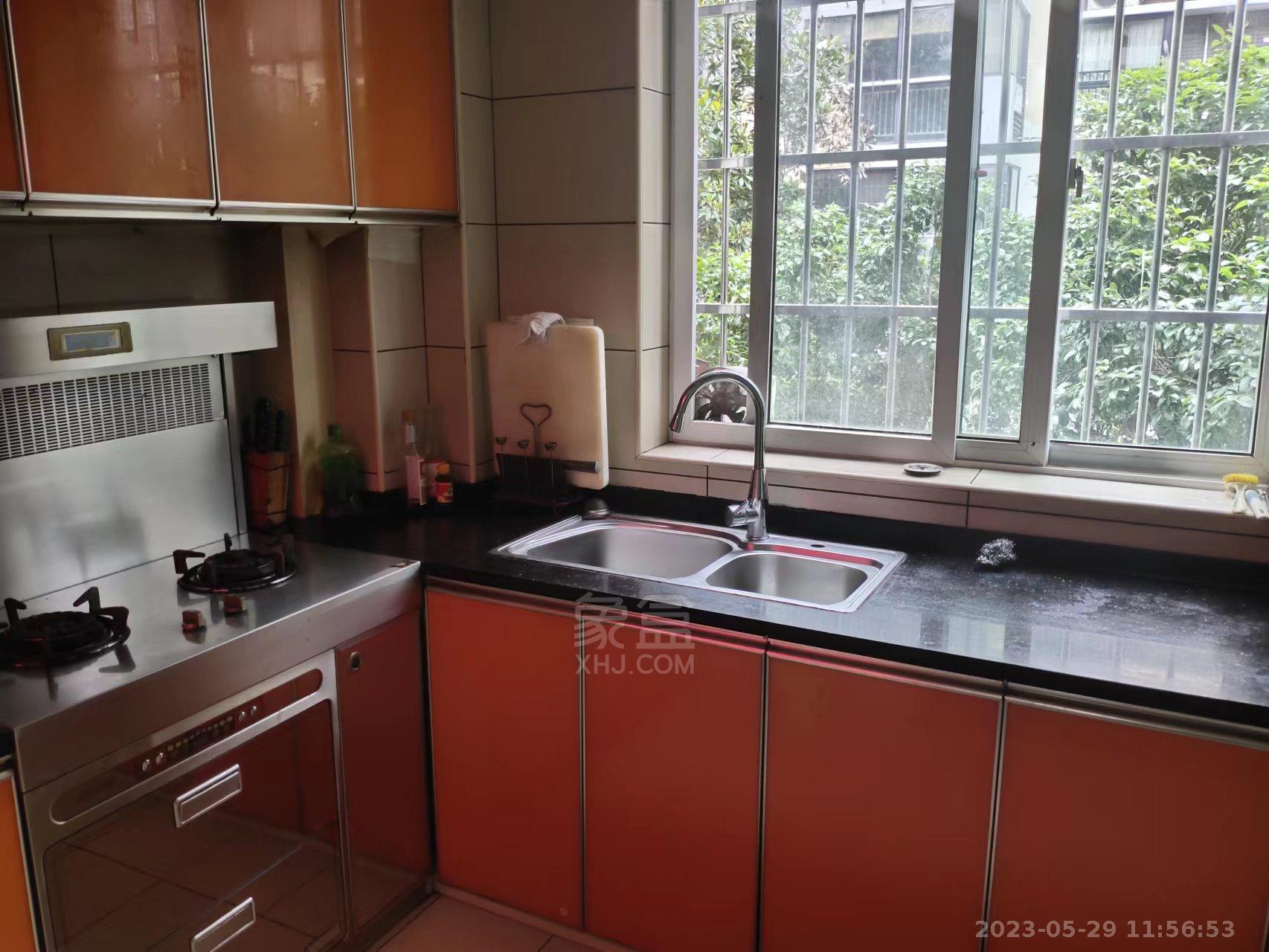 莱茵小镇 3室2厅1卫 1500.00元/月 莱茵小镇 3室2厅1卫 1500.00元/月室内图