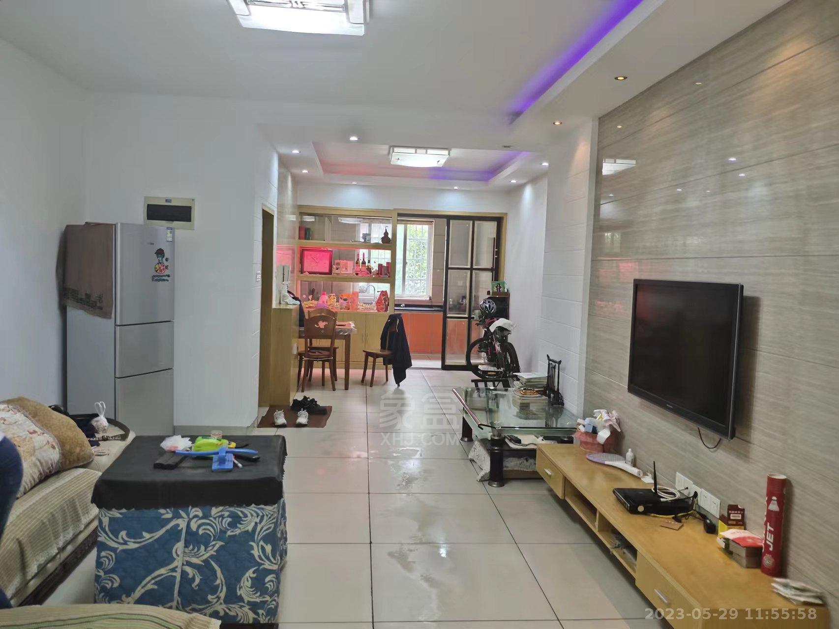 莱茵小镇 3室2厅1卫 1500.00元/月 莱茵小镇 3室2厅1卫 1500.00元/月室内图