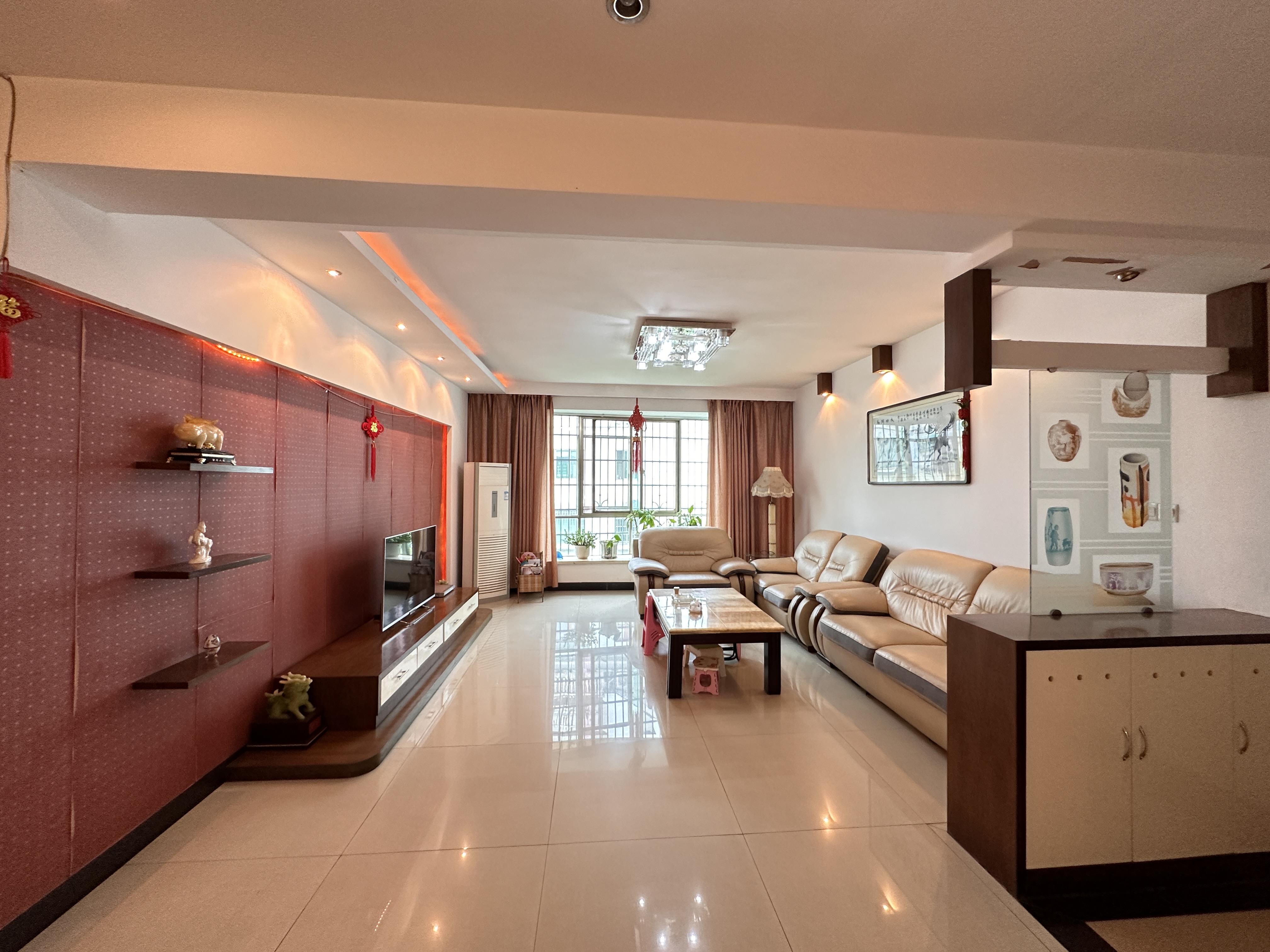 香草园  4室2厅1卫   55.00万 香草园  4室2厅1卫   55.00万室内图