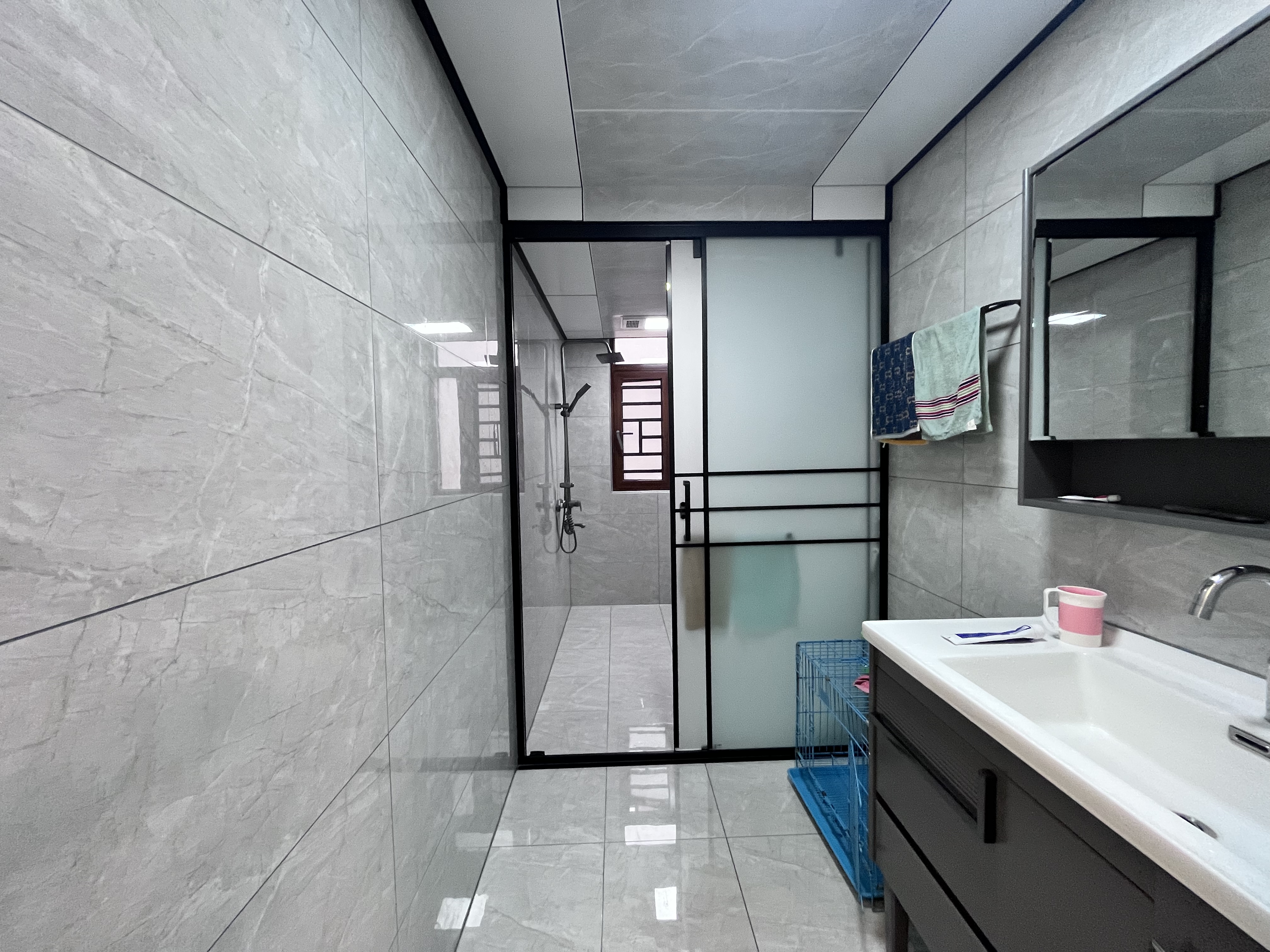 金质颐园  4室2厅2卫    120.0万 金质颐园  4室2厅2卫    120.0万室内图