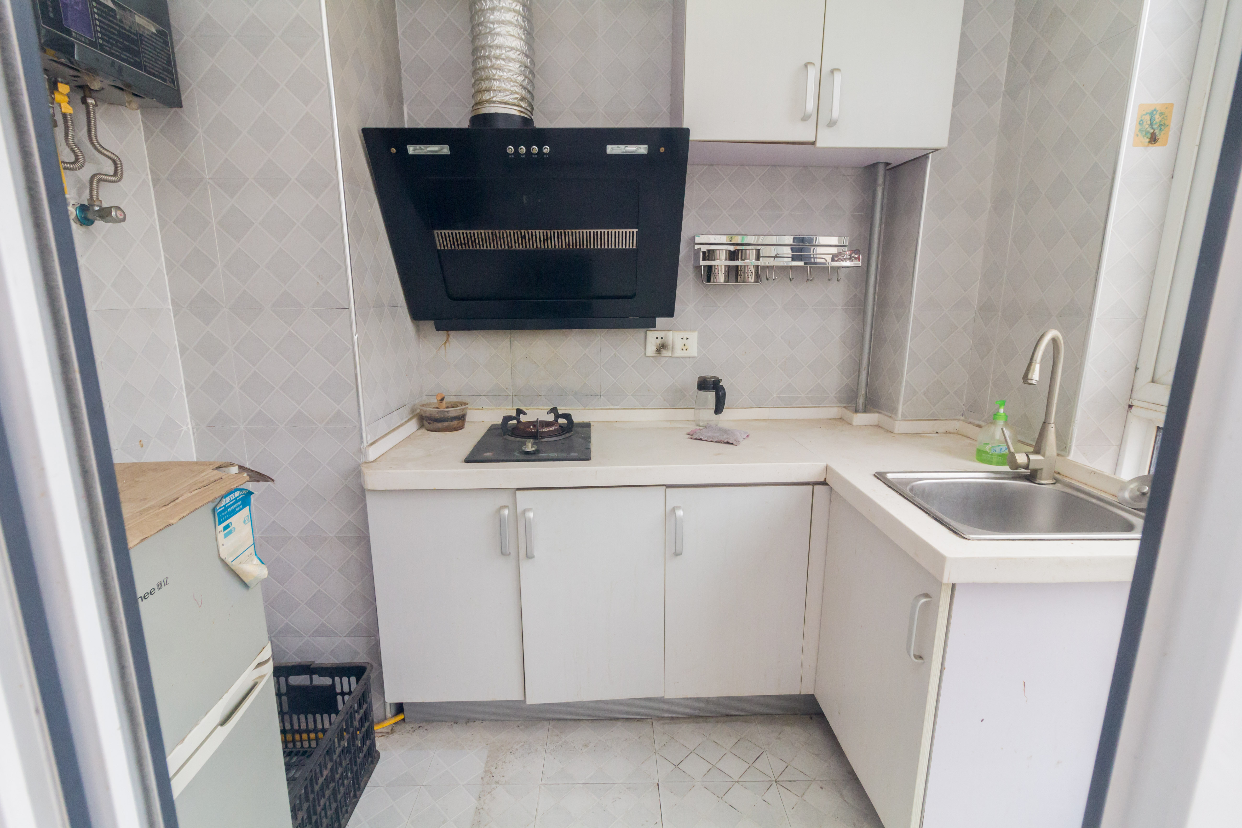 光明城市(星辰青年城) 1室1厅1卫 23.80万 光明城市(星辰青年城) 1室1厅1卫 23.80万厨房