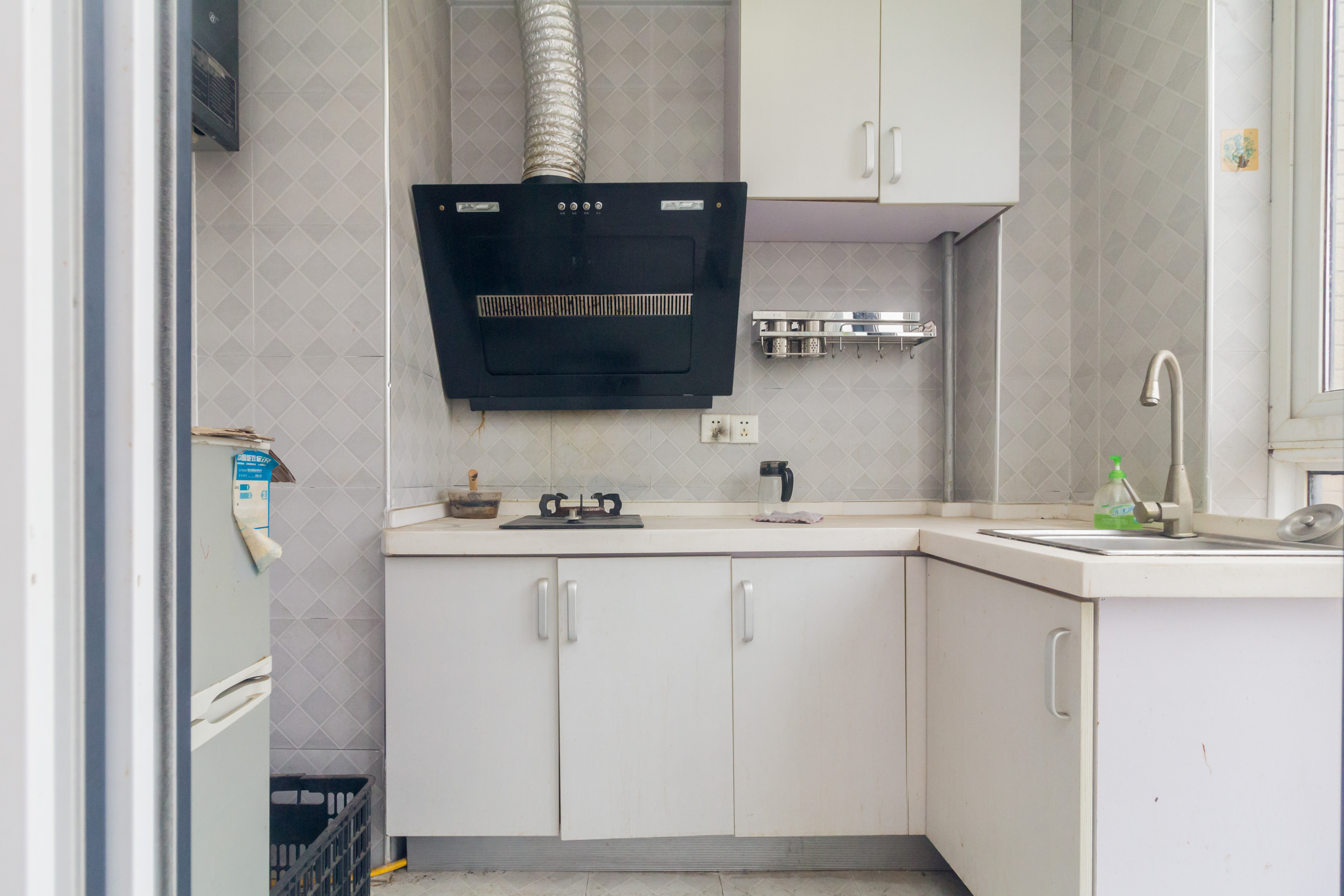 光明城市(星辰青年城) 1室1厅1卫 23.80万 光明城市(星辰青年城) 1室1厅1卫 23.80万厨房