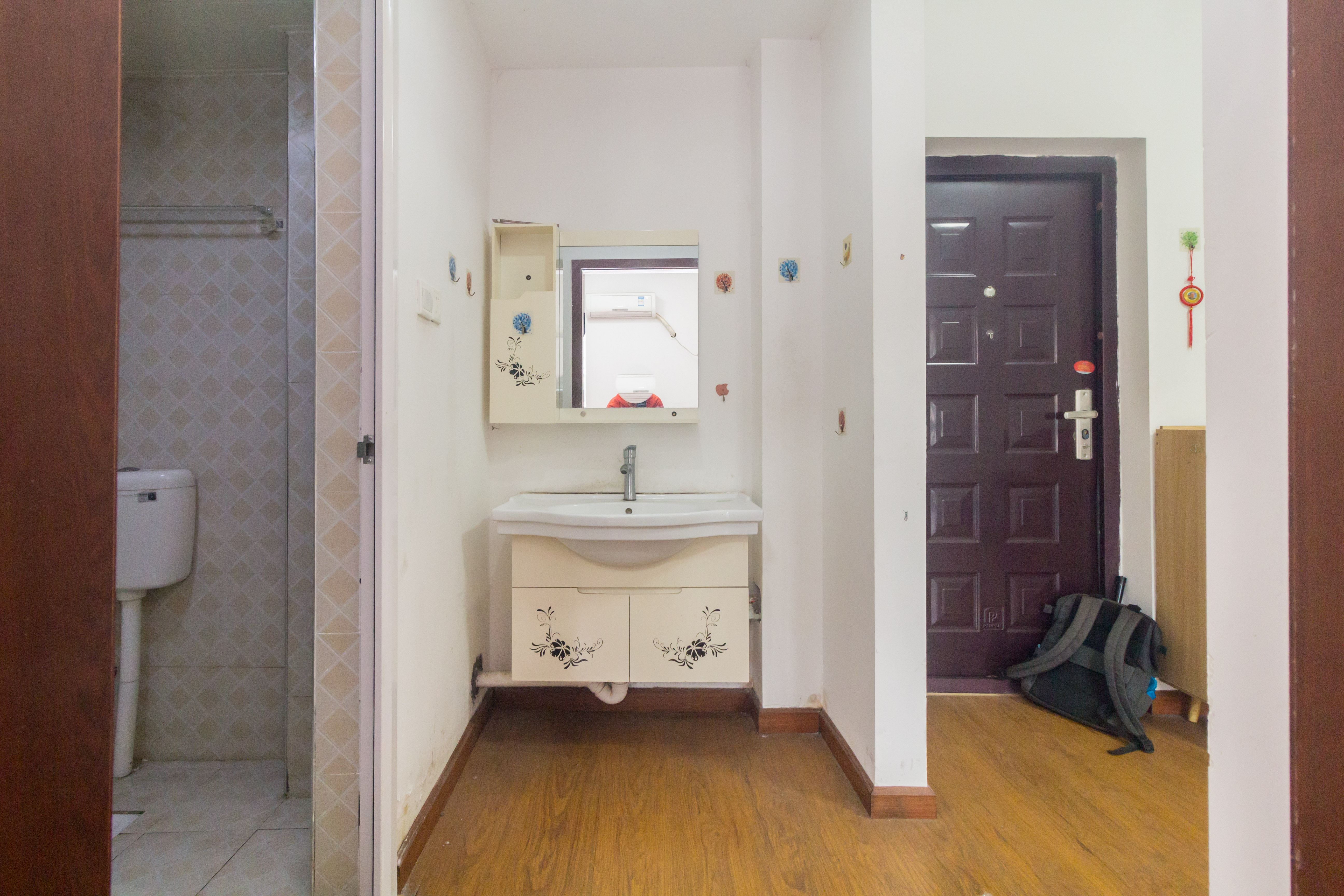 光明城市(星辰青年城) 1室1厅1卫 23.80万 光明城市(星辰青年城) 1室1厅1卫 23.80万卫生间