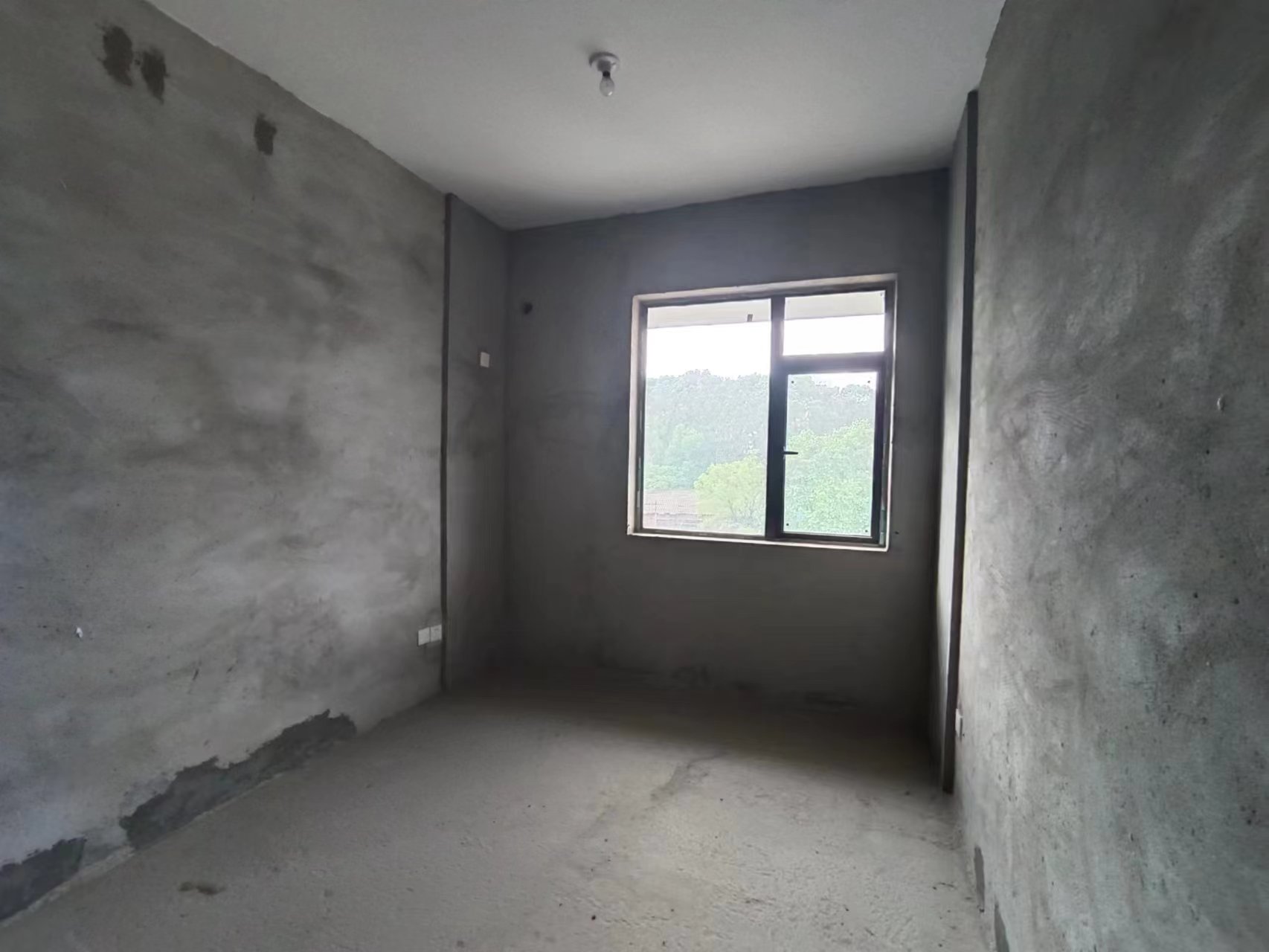 公园里小区 3室2厅1卫 52.00万 公园里小区 3室2厅1卫 52.00万室内图