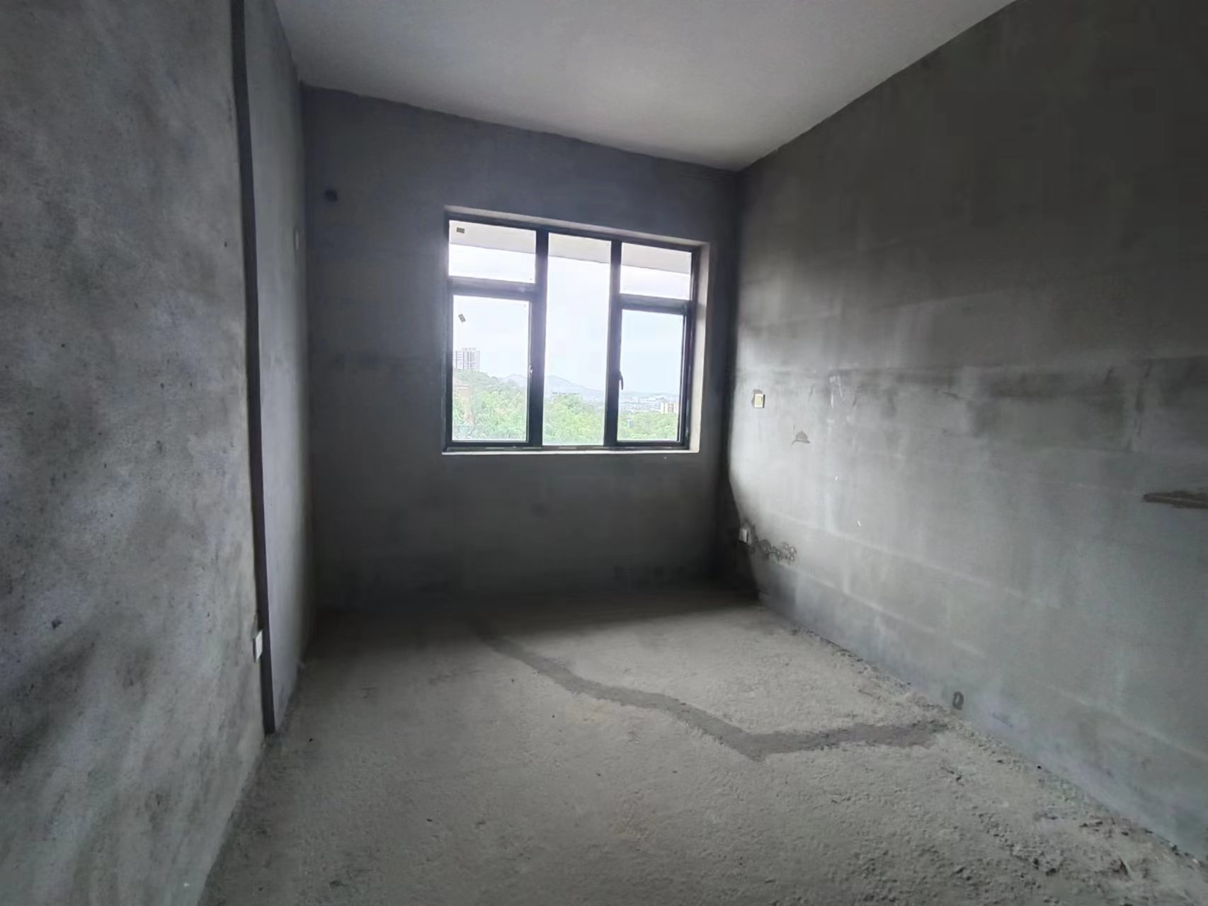 公园里小区 3室2厅1卫 52.00万 公园里小区 3室2厅1卫 52.00万室内图