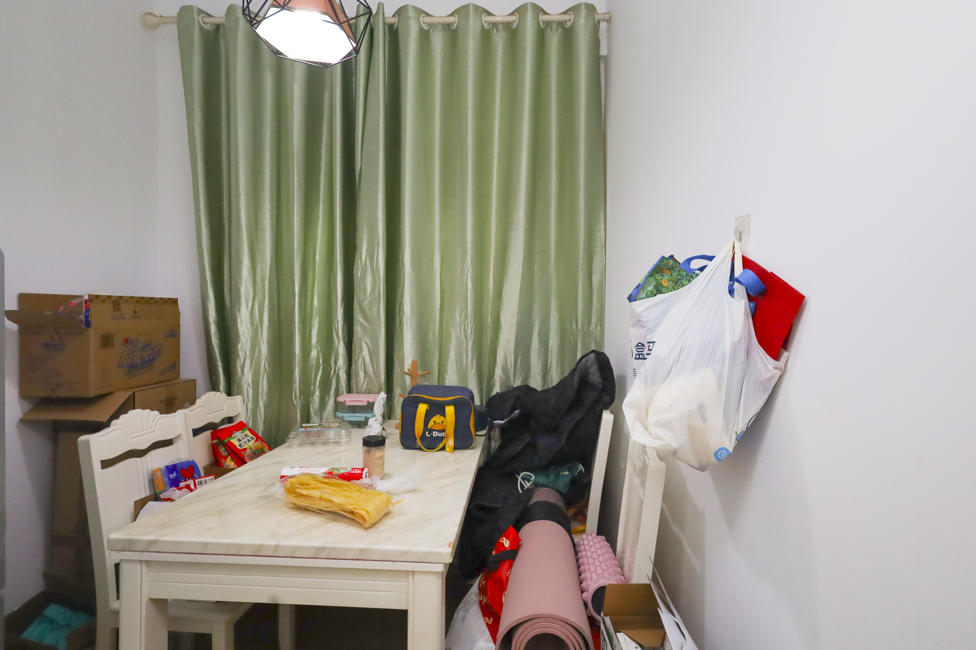 滨江海棠湾 2室2厅1卫 57.0万 滨江海棠湾 2室2厅1卫 57.0万客厅