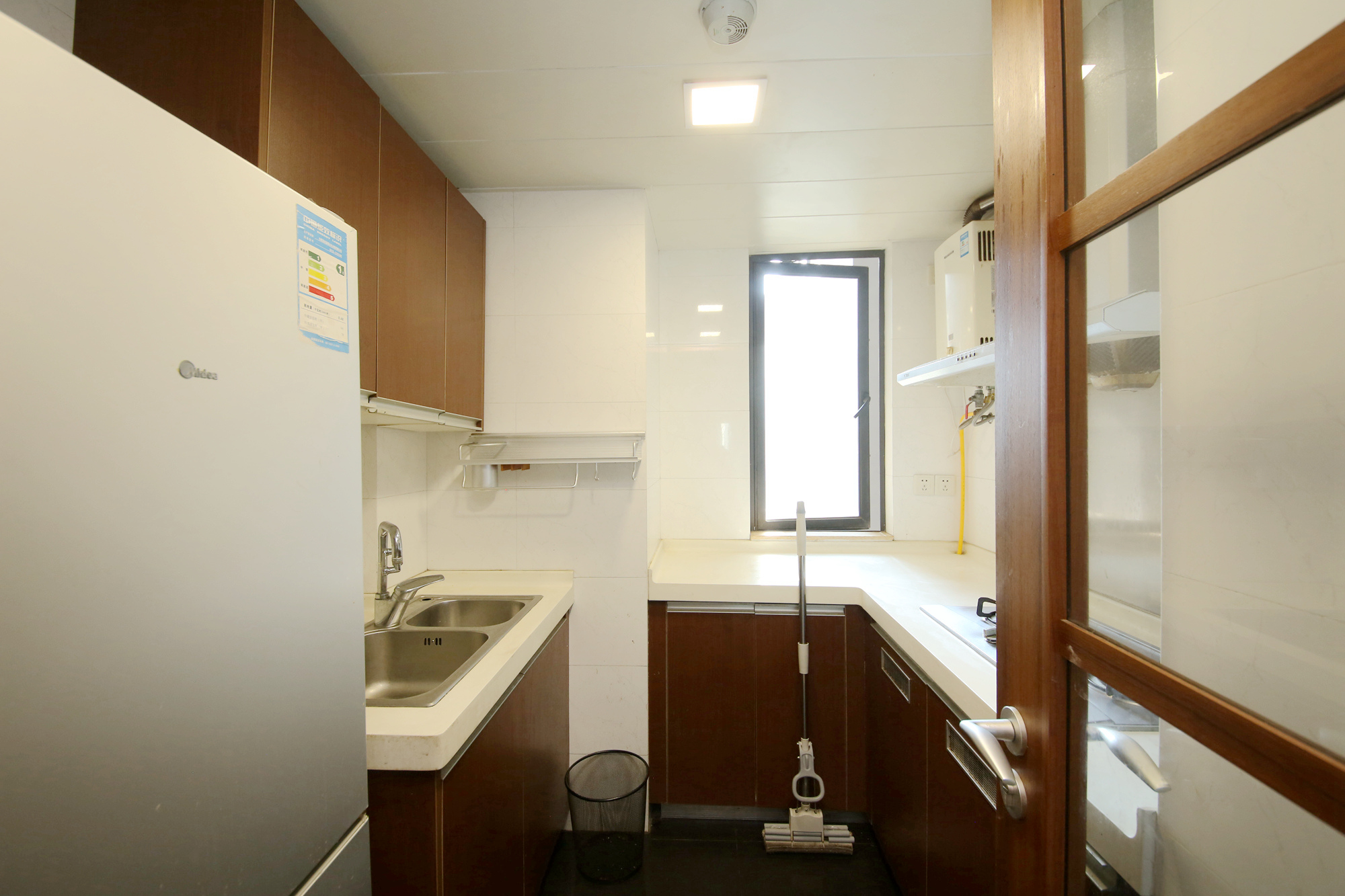 万科金域蓝湾  3室2厅1卫    92.0万厨房