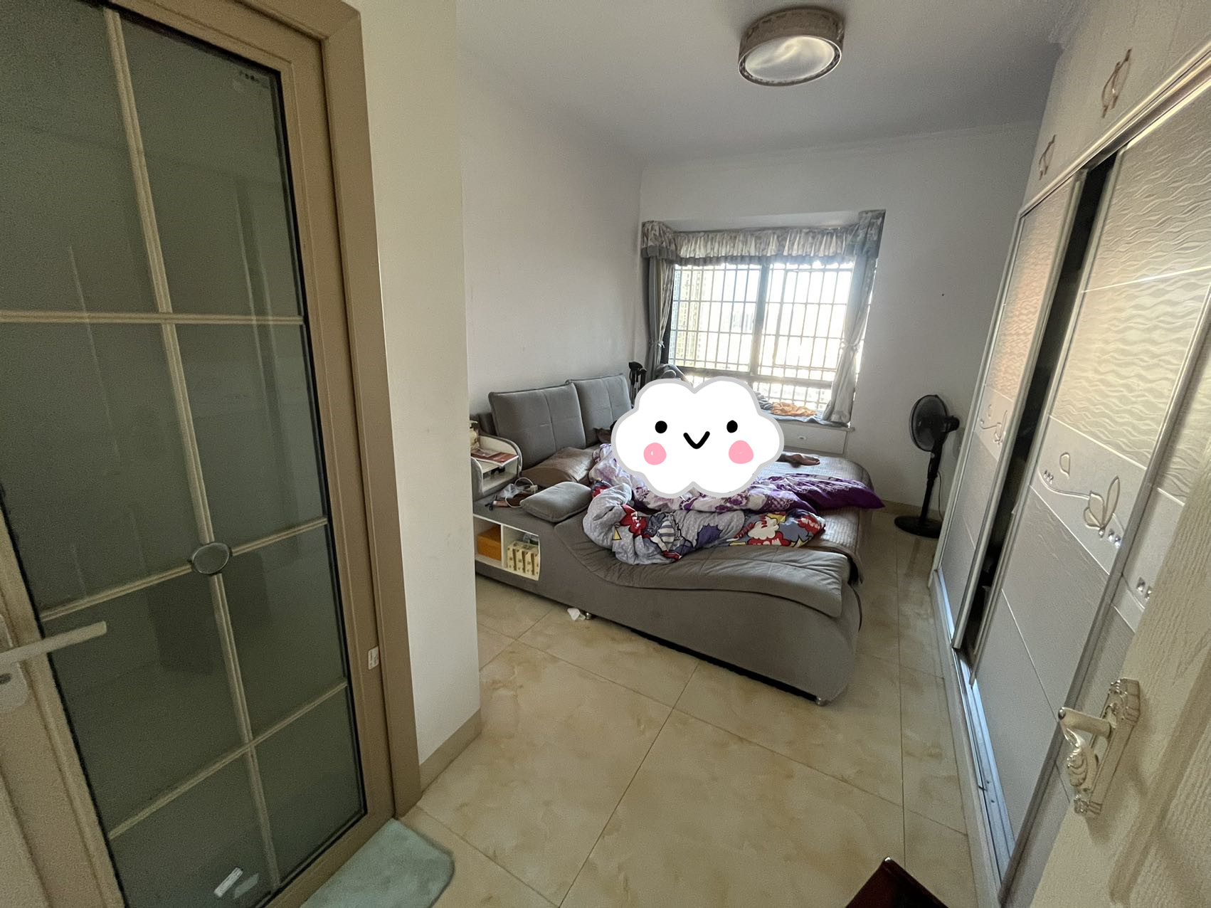 五江天骄  4室2厅2卫    68.8万 五江天骄  4室2厅2卫    68.8万客厅