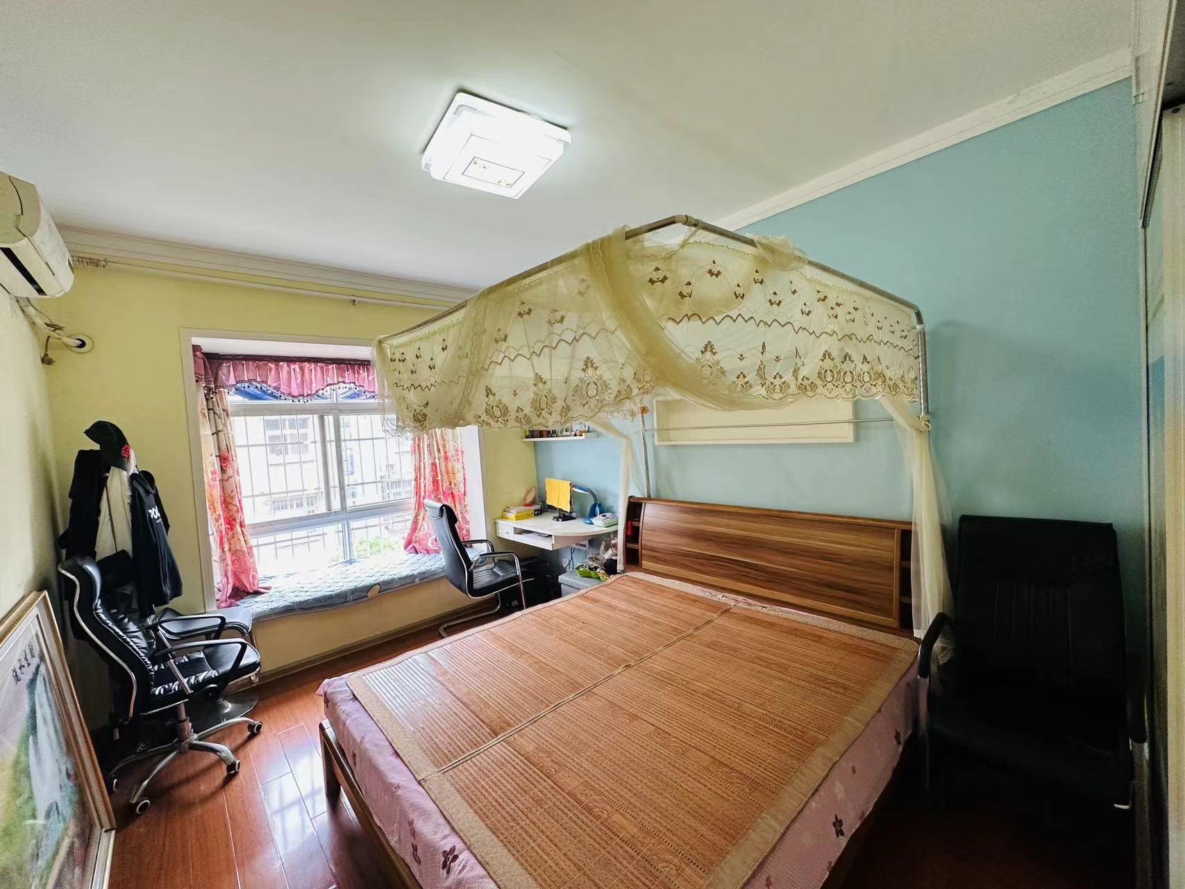 东环新城 4室2厅2卫 52.8万 东环新城 4室2厅2卫 52.8万室内图