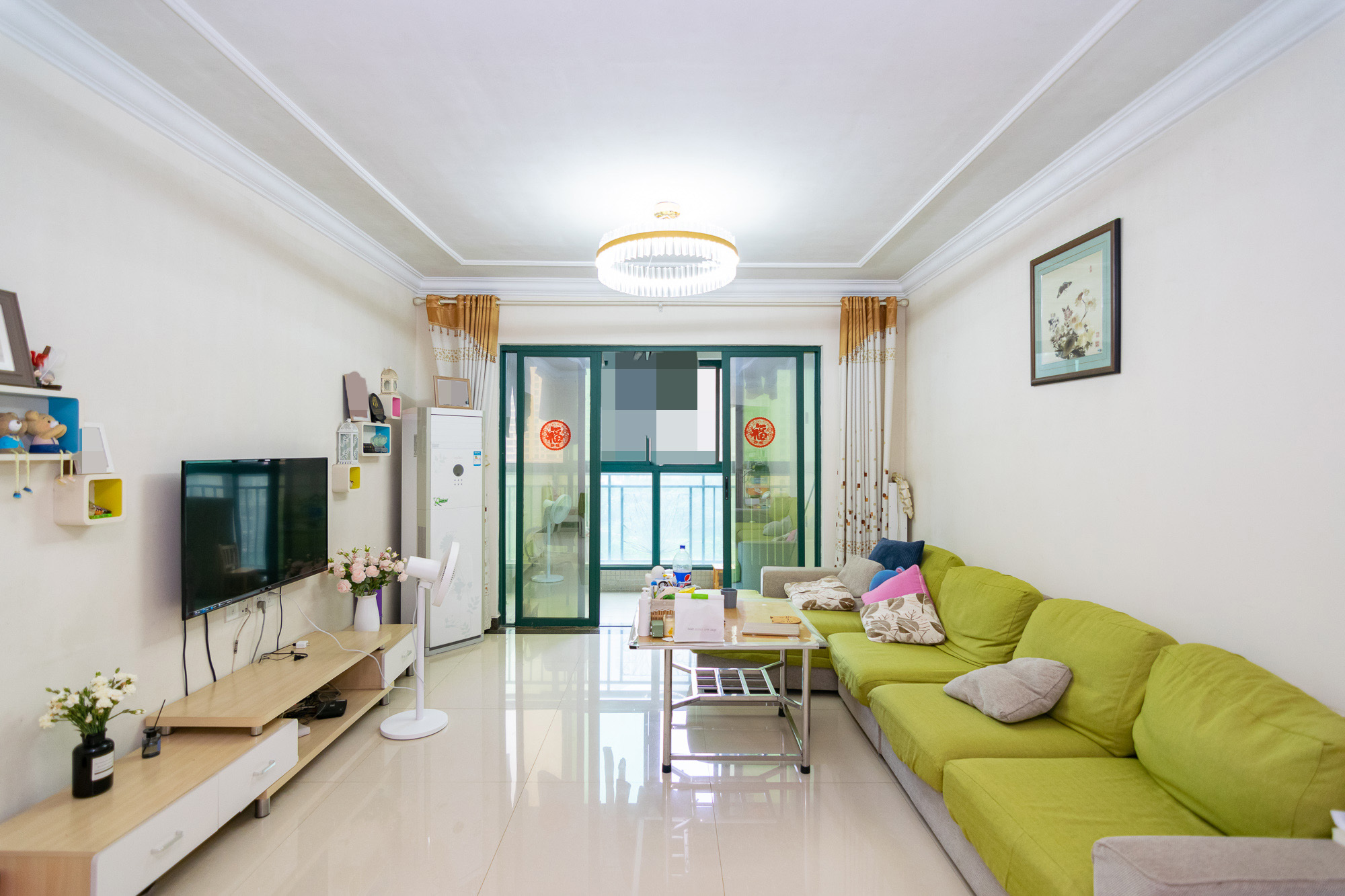 富基世纪公园  4室2厅2卫    62.5万客厅