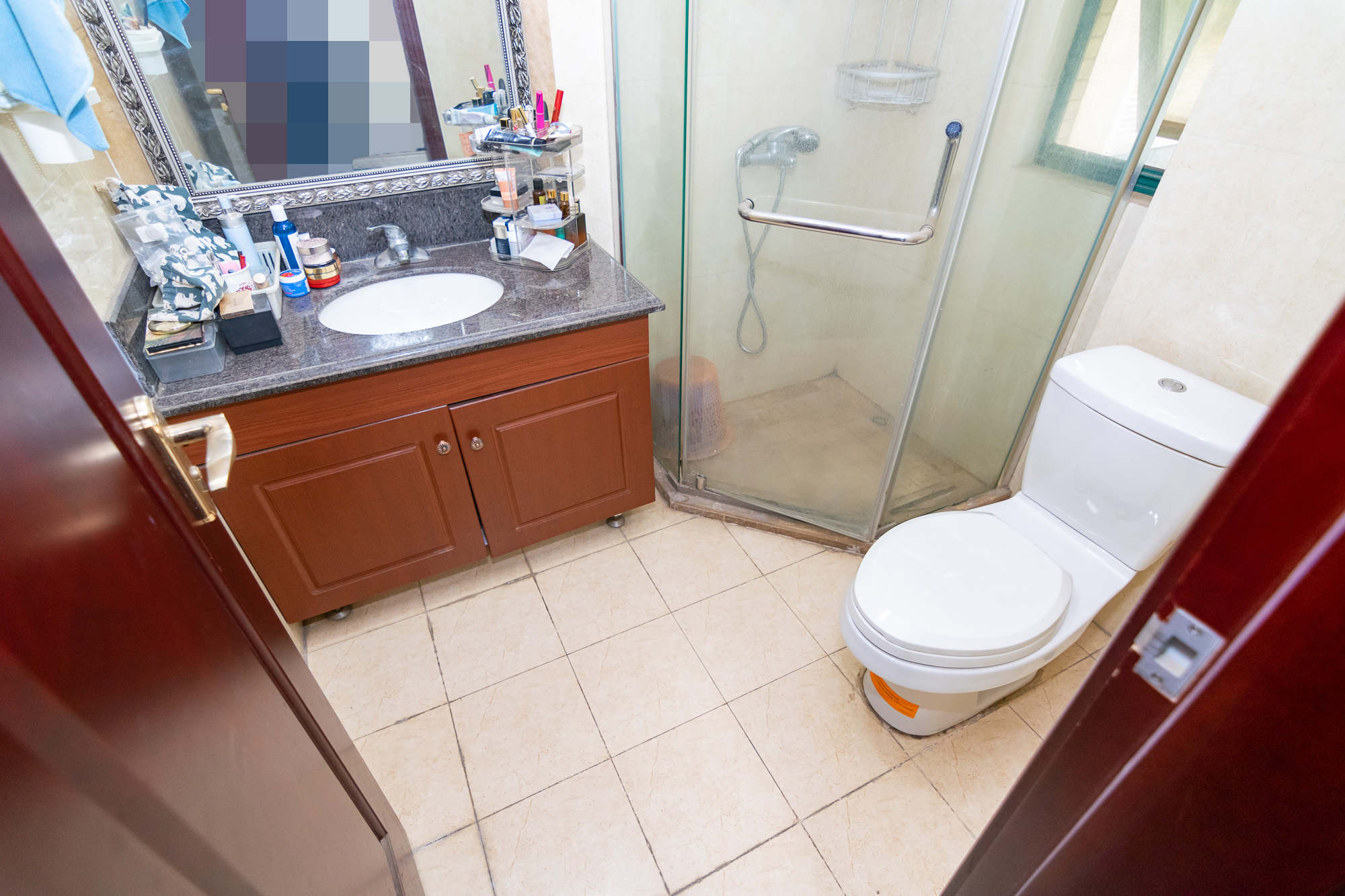 富基世纪公园  4室2厅2卫    62.5万卫生间