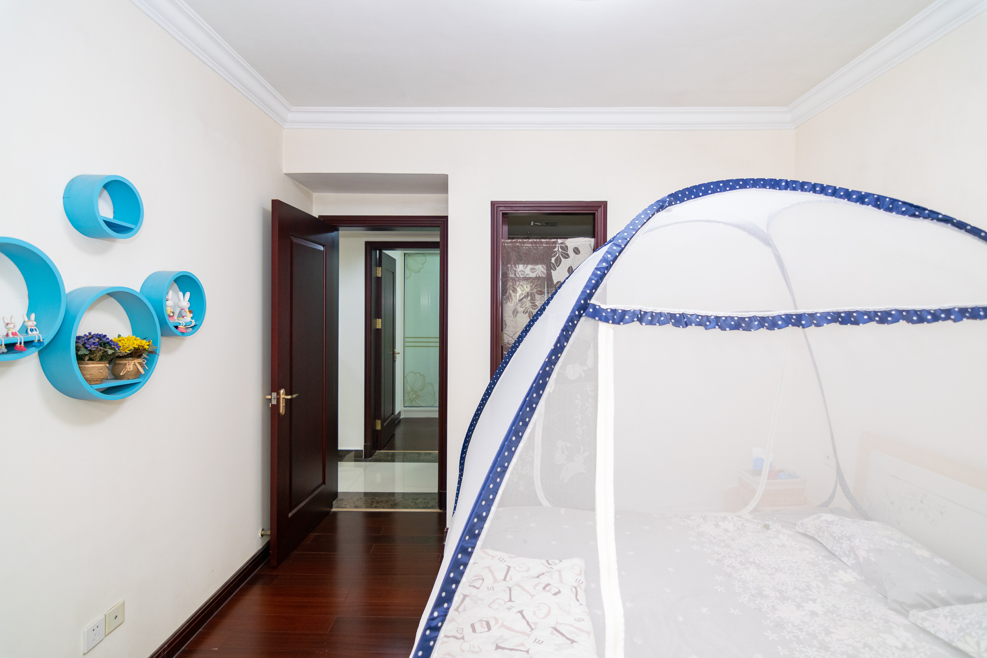 富基世纪公园  4室2厅2卫    62.5万卧室