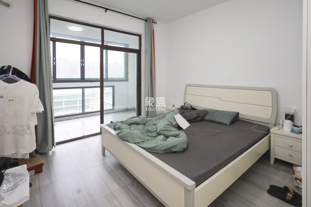 阳光丽城二期  3室2厅1卫    105.0万