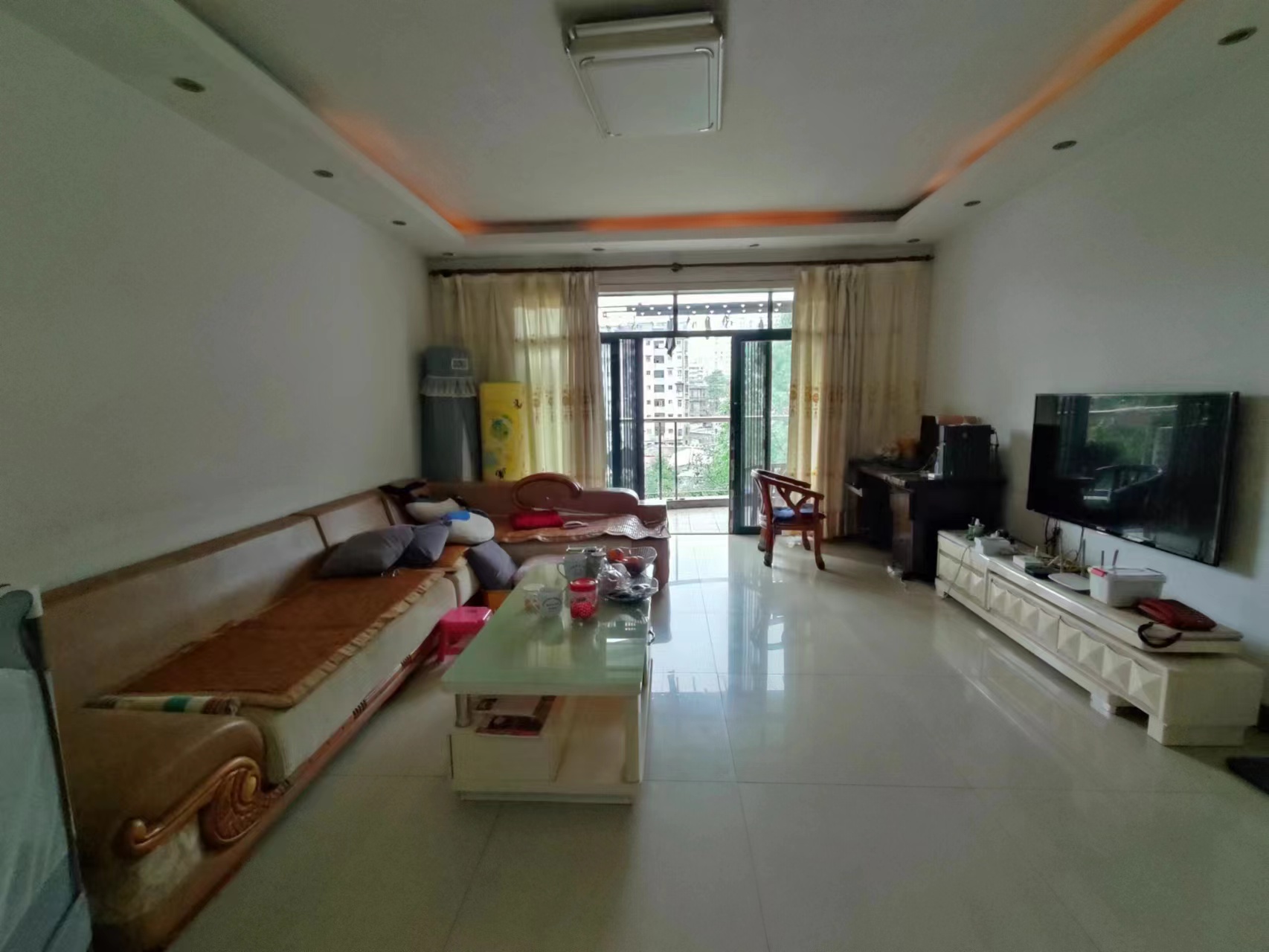 海创明珠花园 3室2厅2卫 52.0万 海创明珠花园 3室2厅2卫 52.0万室内图