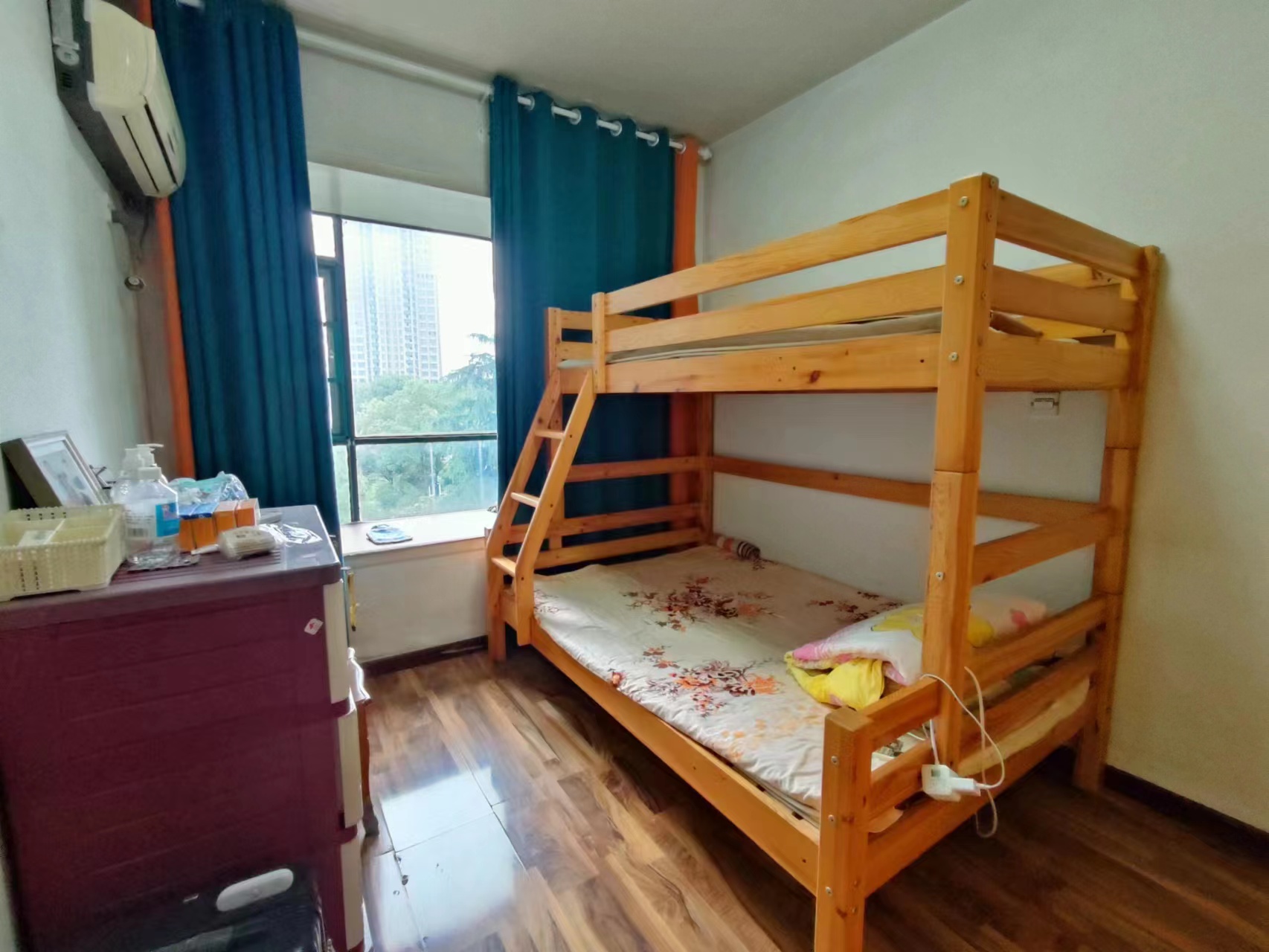 海创明珠花园 3室2厅2卫 52.0万 海创明珠花园 3室2厅2卫 52.0万室内图