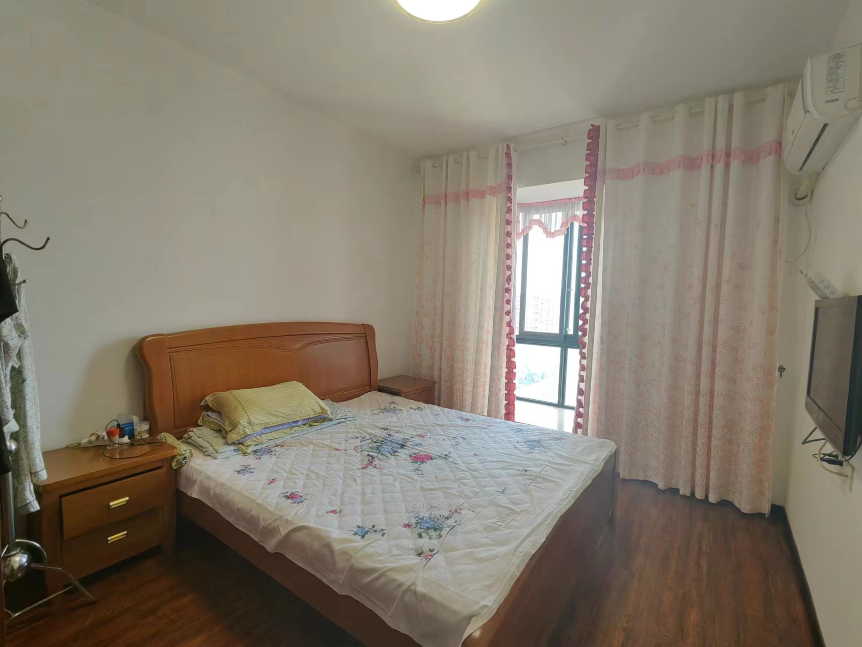 盛世华庭 2室2厅1卫 78.0万 盛世华庭 2室2厅1卫 78.0万室内图