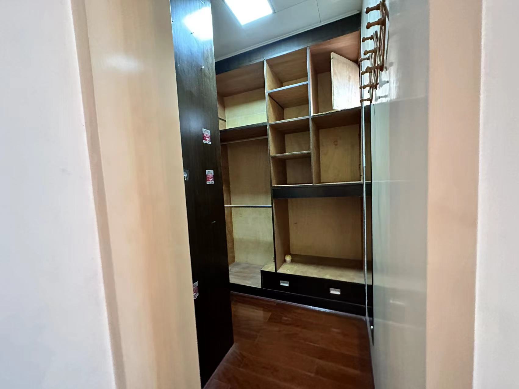 江岸人家 3室2厅2卫 80.0万 江岸人家 3室2厅2卫 80.0万室内图