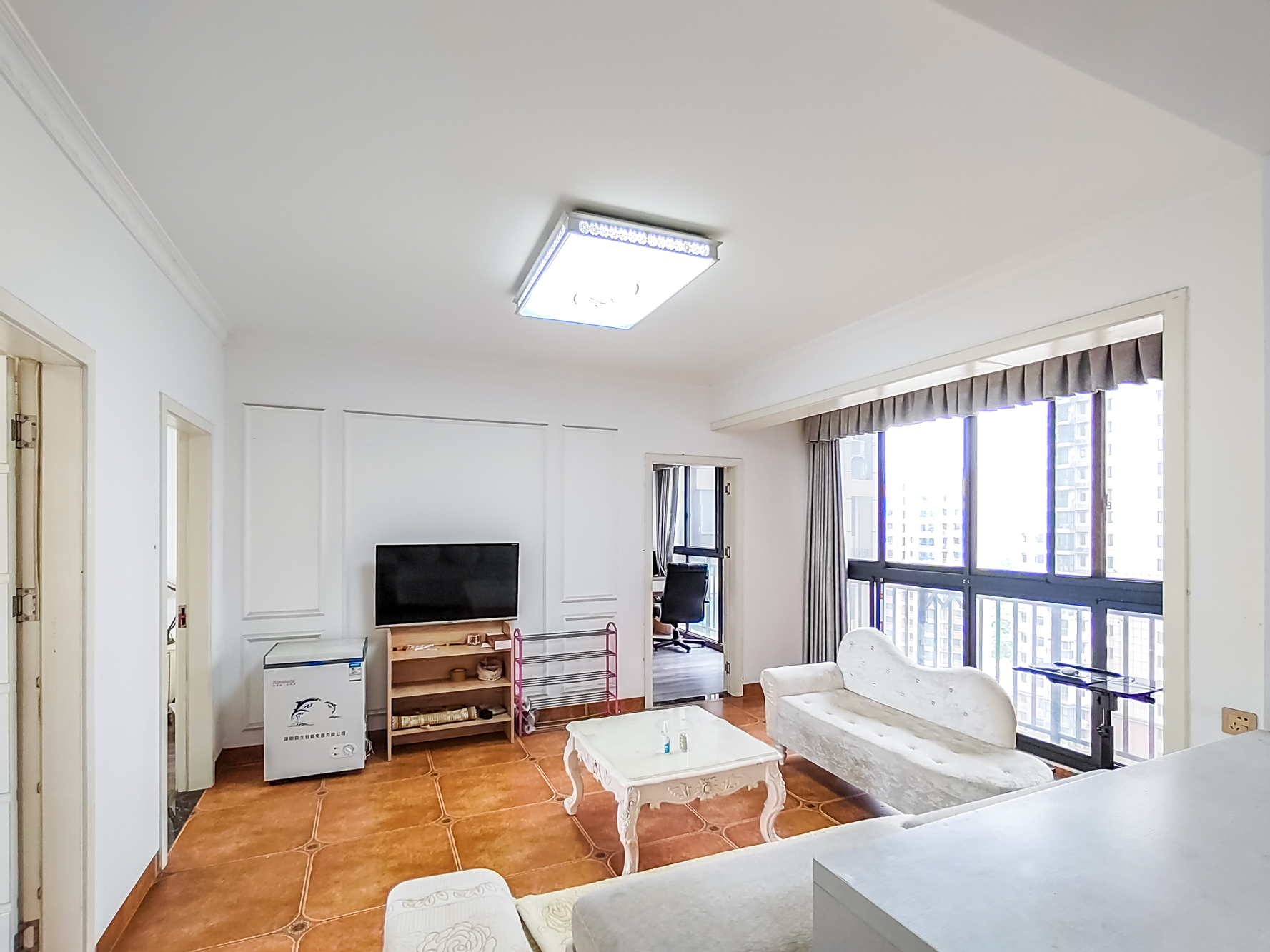 和悦城(蟠龙景苑) 3室2厅2卫 78.0万 和悦城(蟠龙景苑) 3室2厅2卫 78.0万客厅